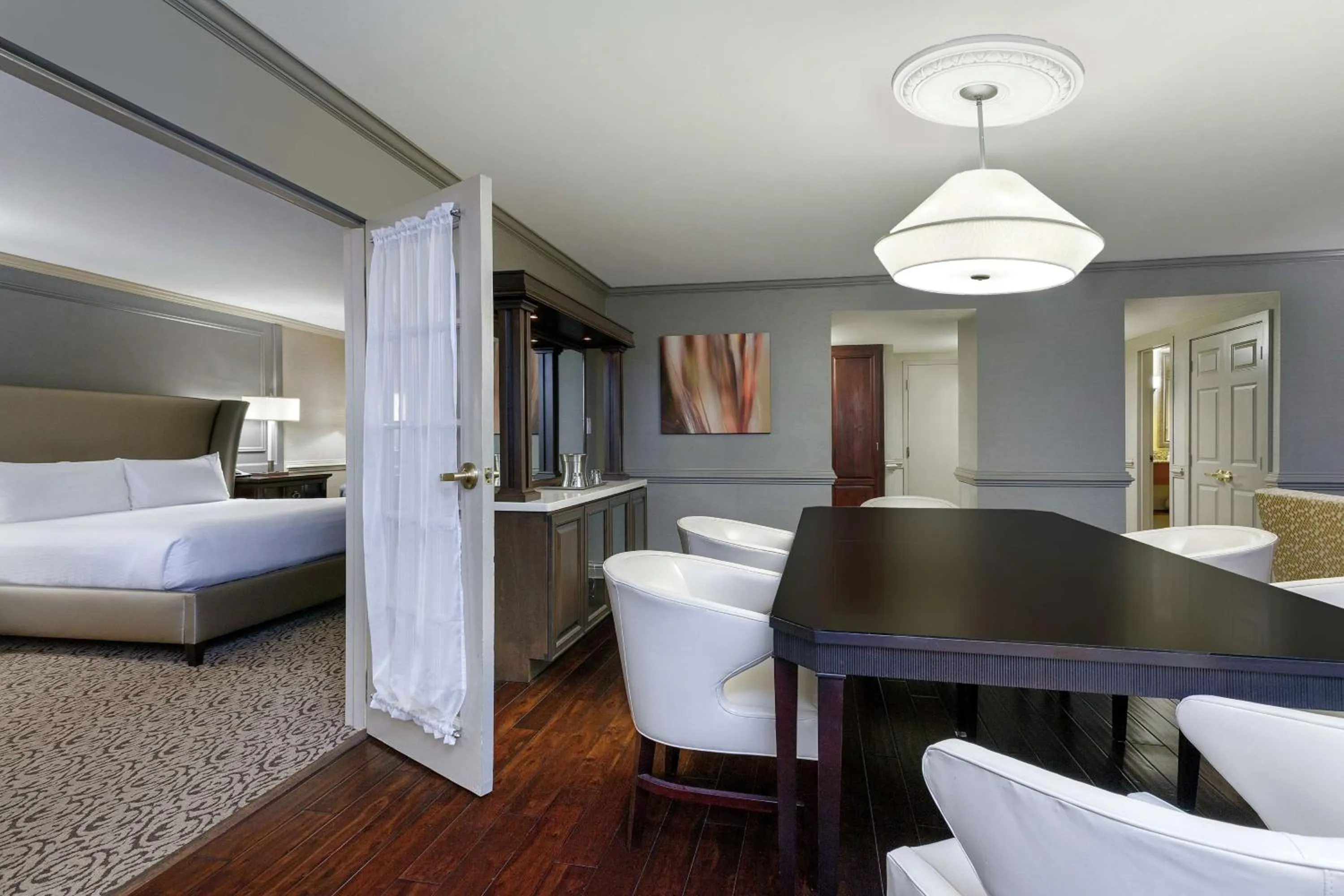 Bathroom, Bed in Hilton Jackson