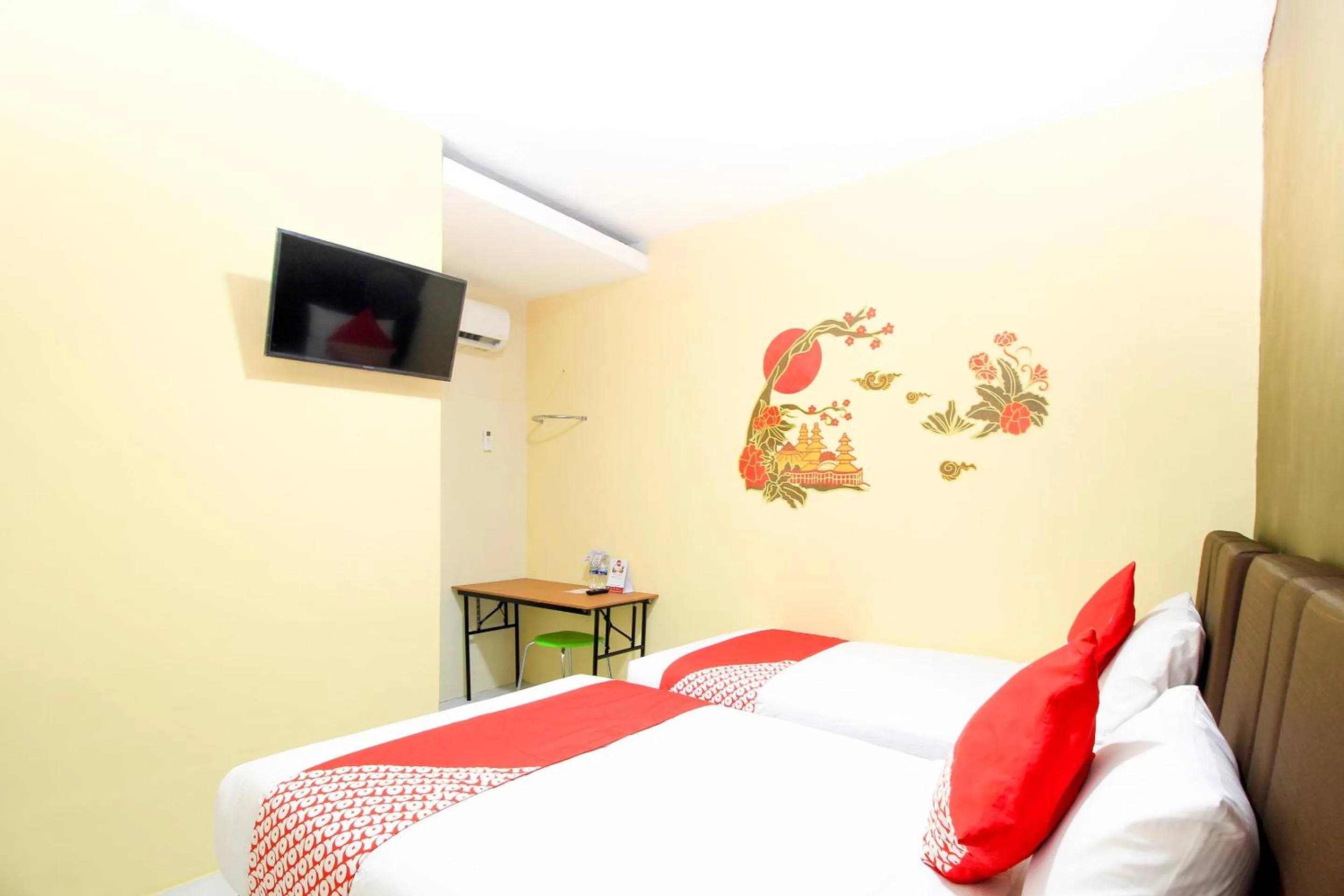 Bedroom, Bed in Capital O 217 A1 Hotel