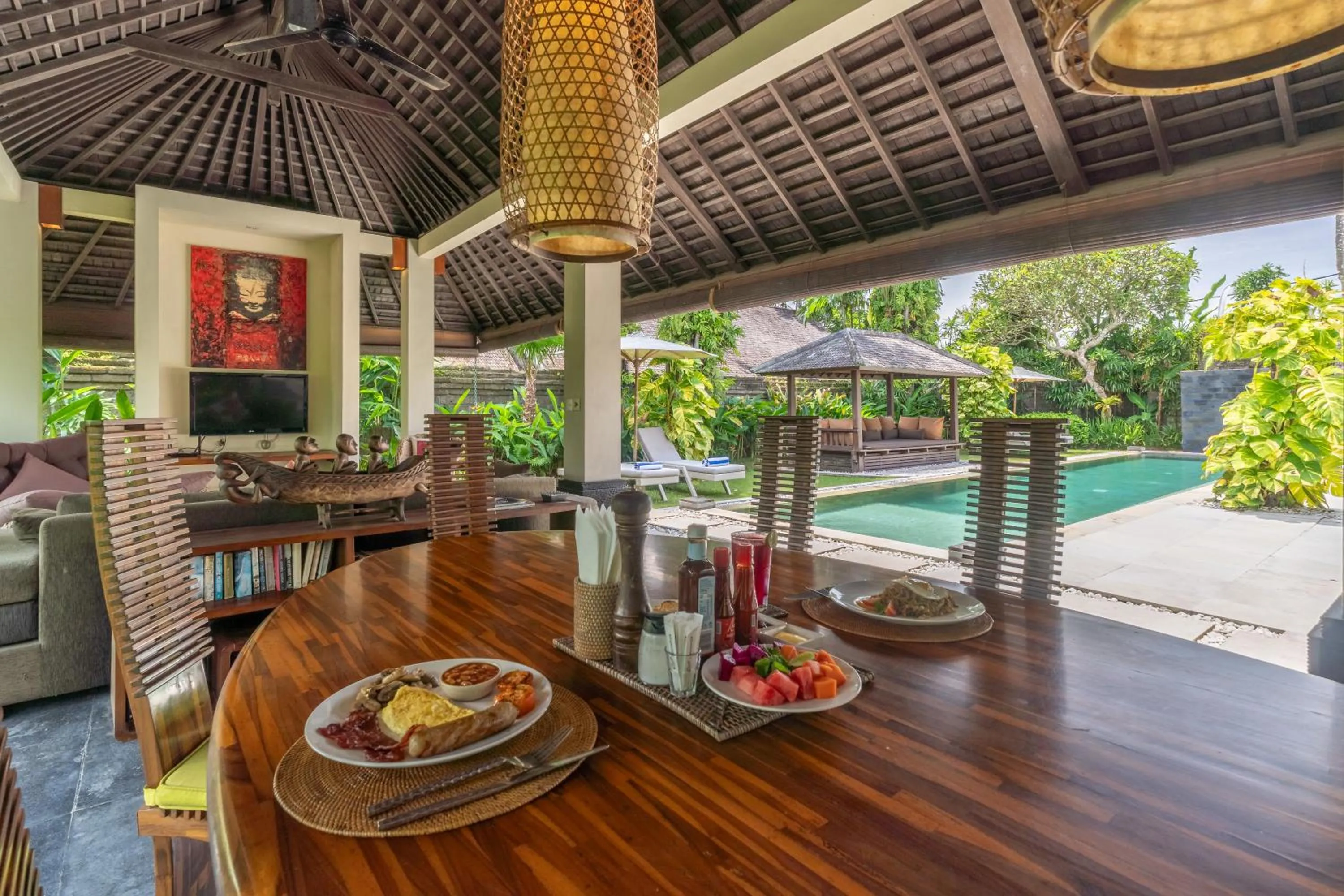 Dining area in Anyar Estate