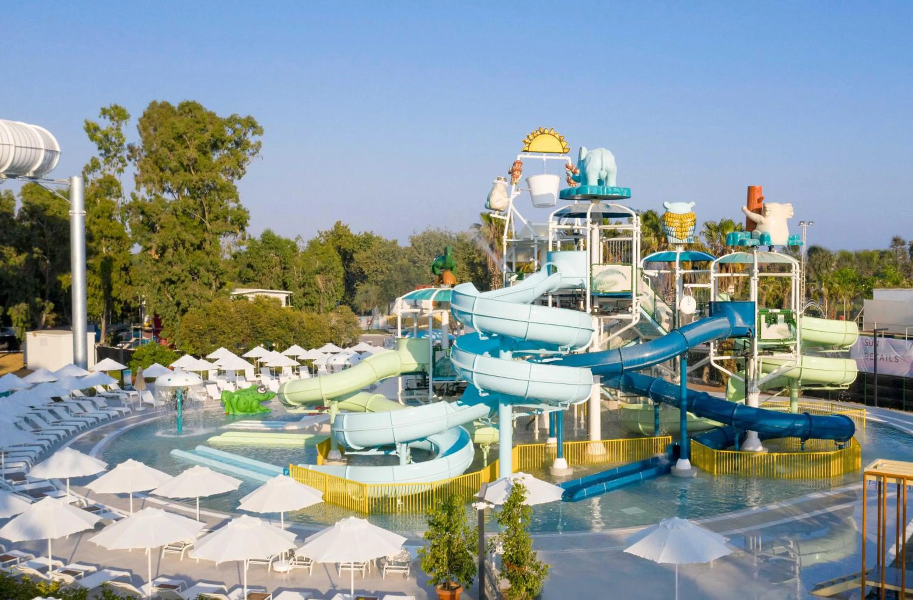 Aqua park in Paloma Finesse Side