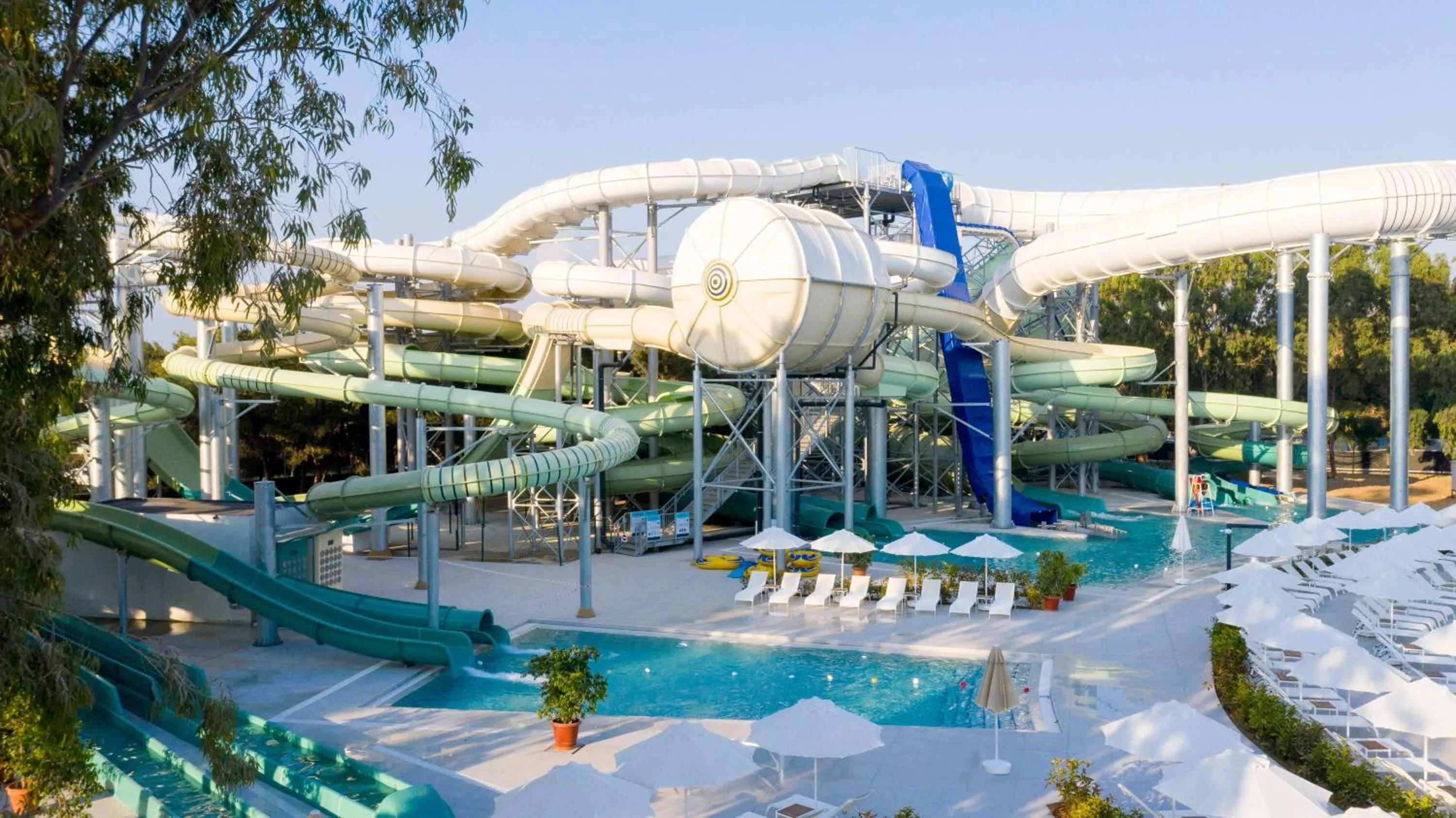 Aqua park in Paloma Finesse Side