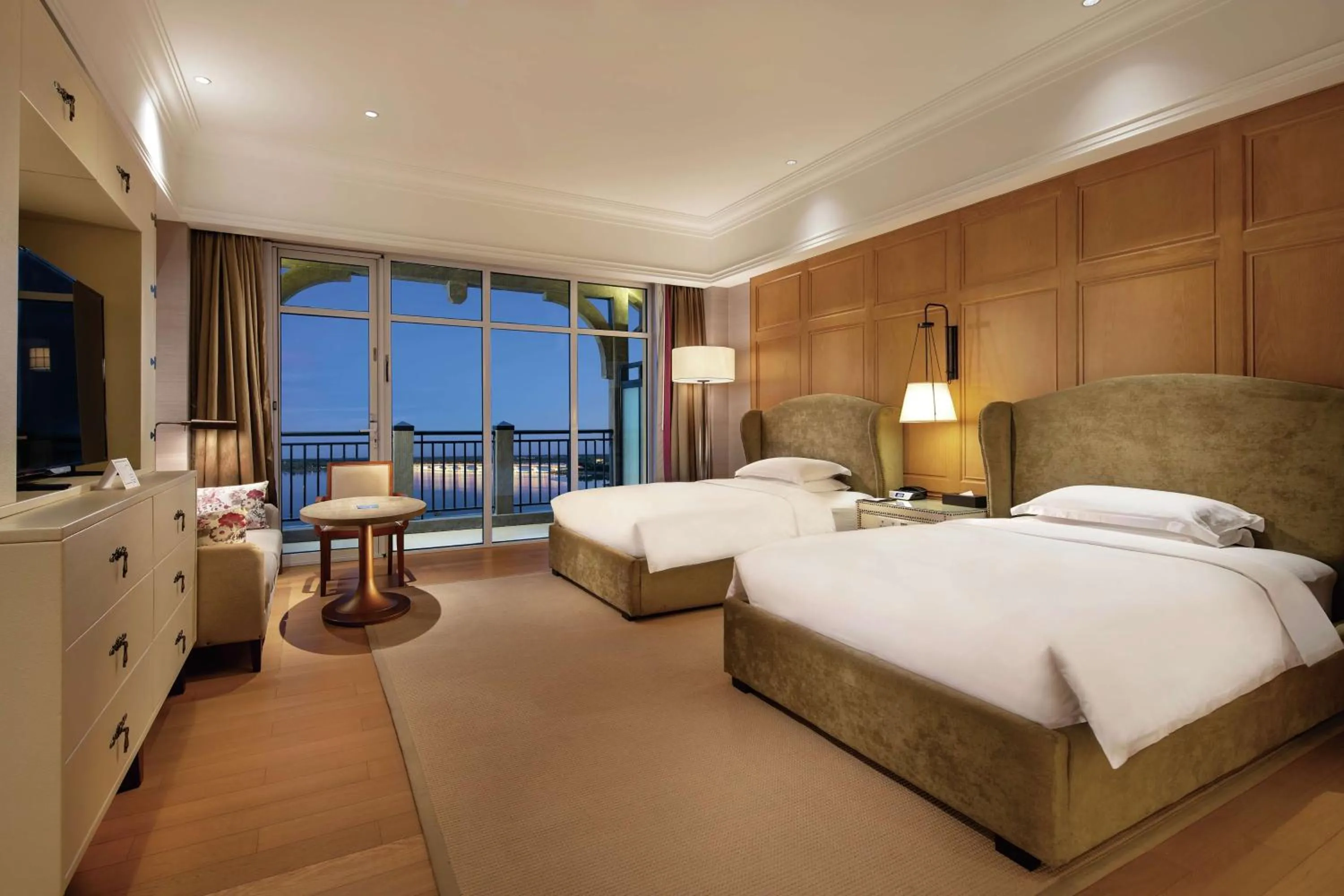 Living room, Bed in Hilton Wenan