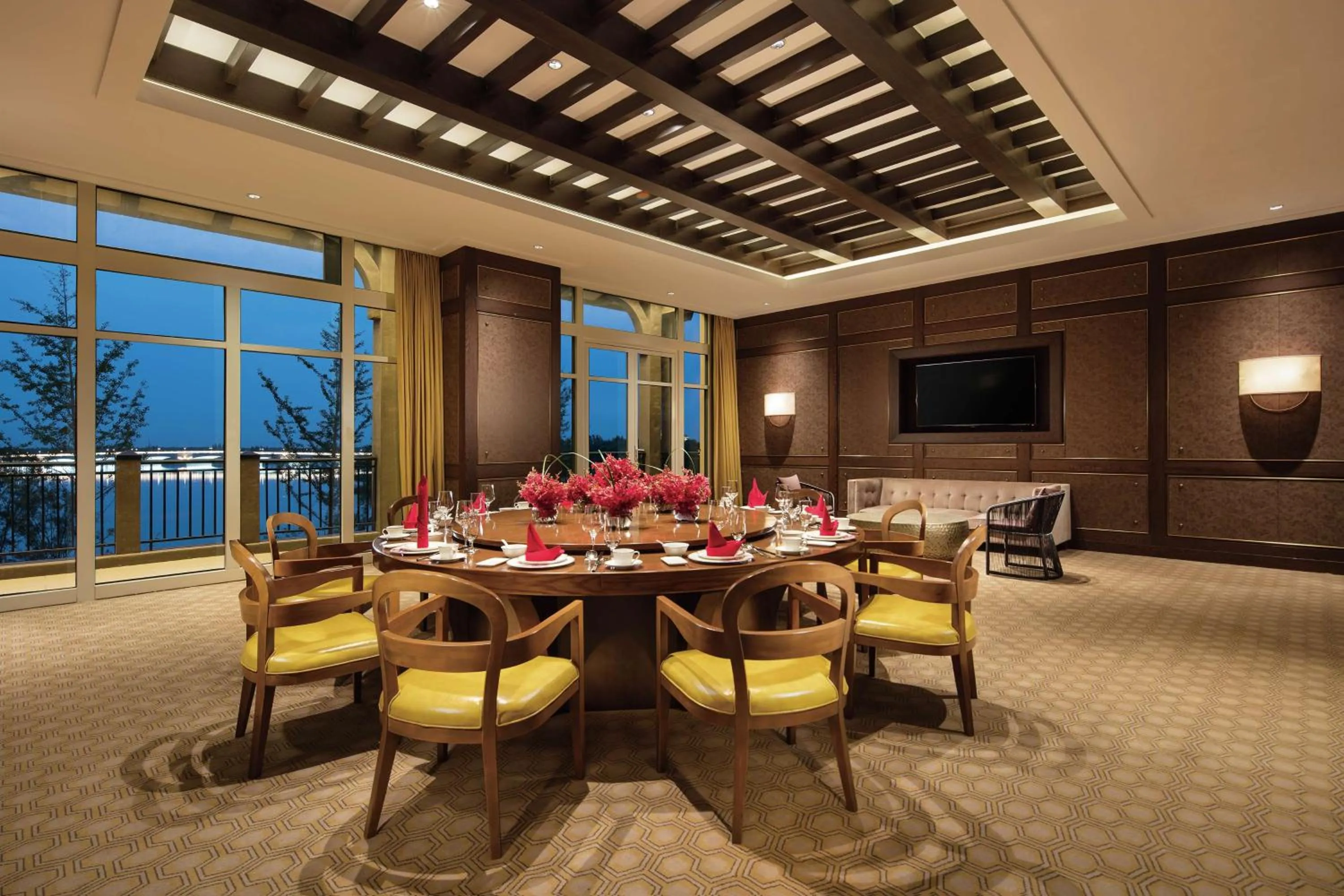 Restaurant/places to eat in Hilton Wenan