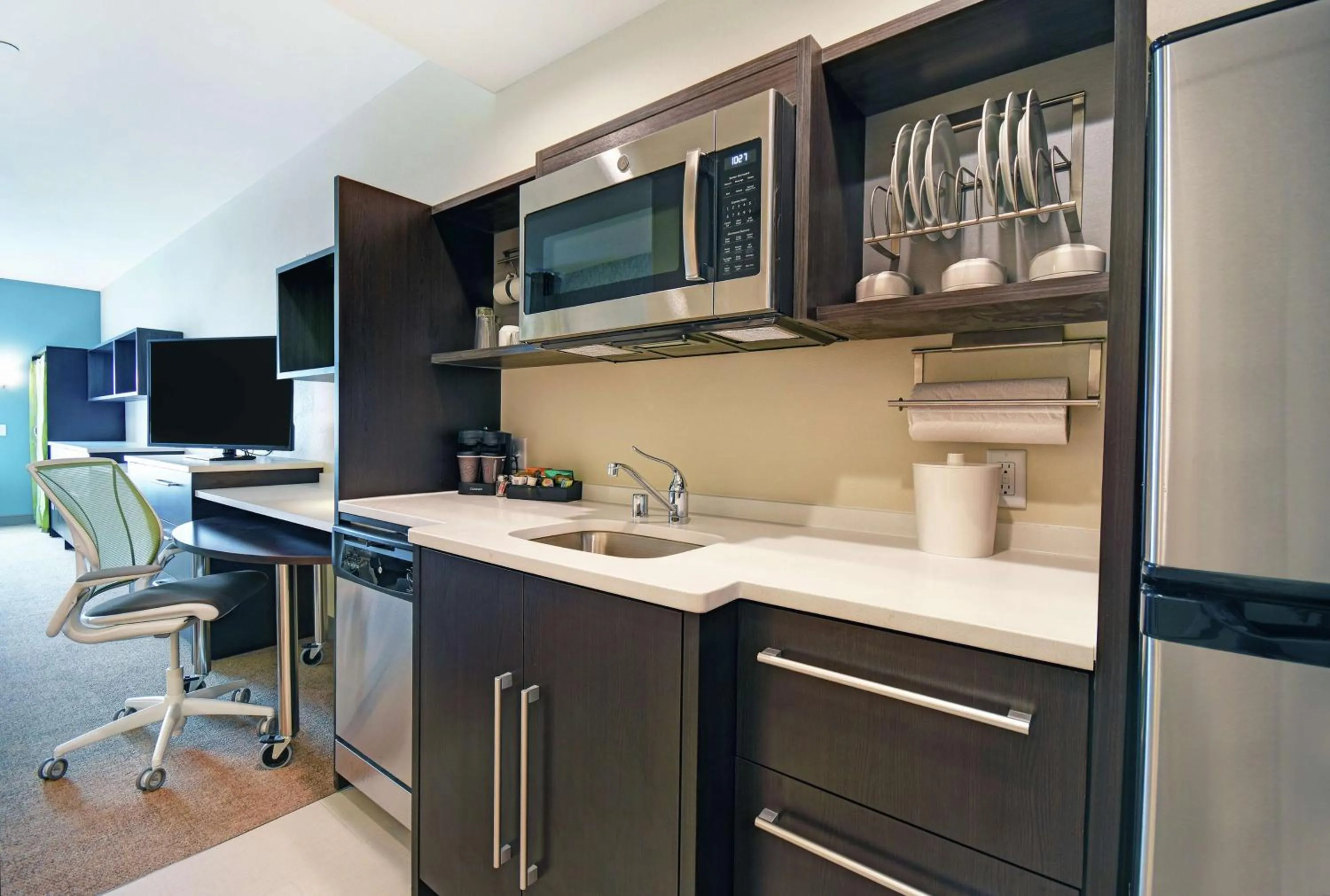 Bedroom in Home2 Suites By Hilton Beloit