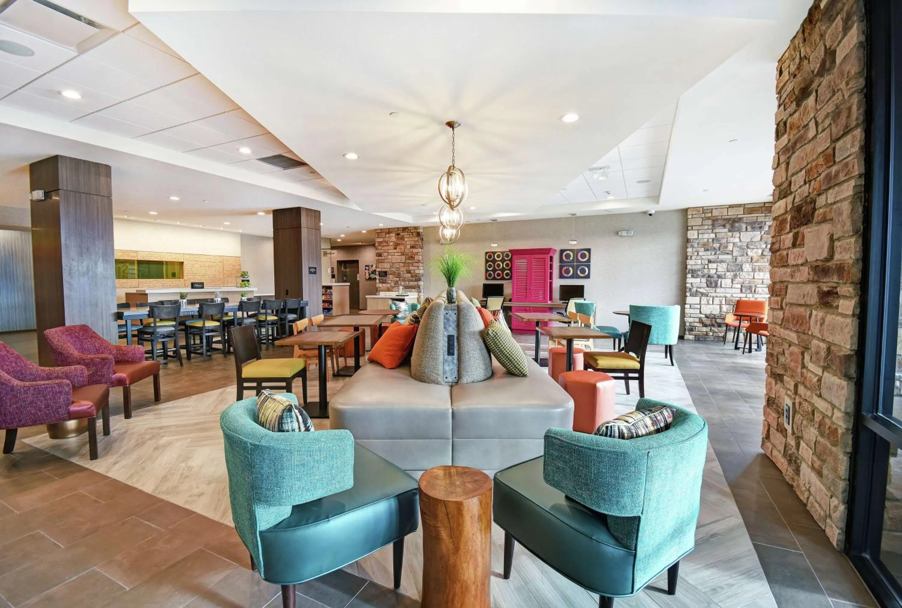 Lobby or reception in Home2 Suites By Hilton Beloit