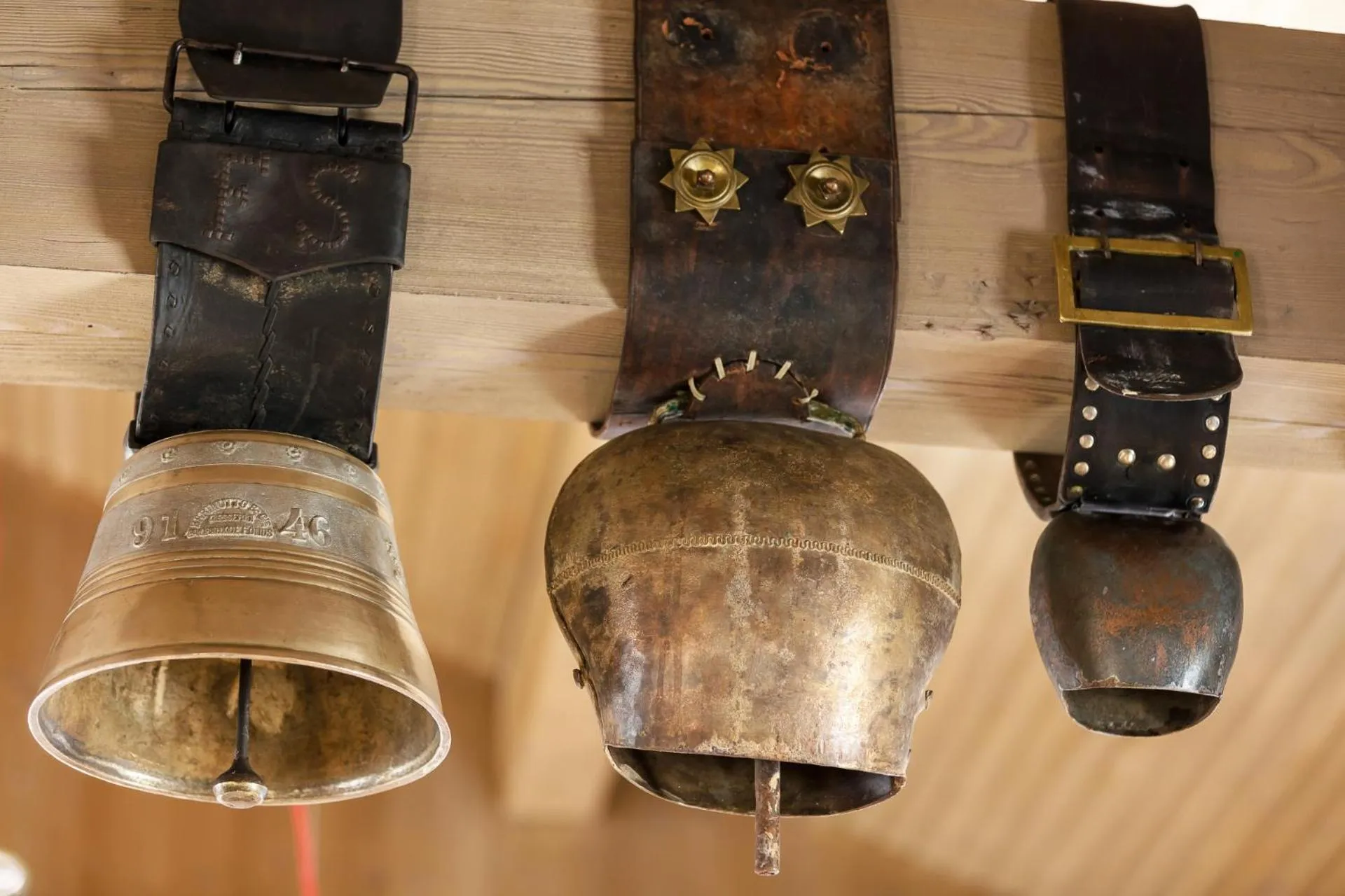 Decorative detail in Hillary Hotel