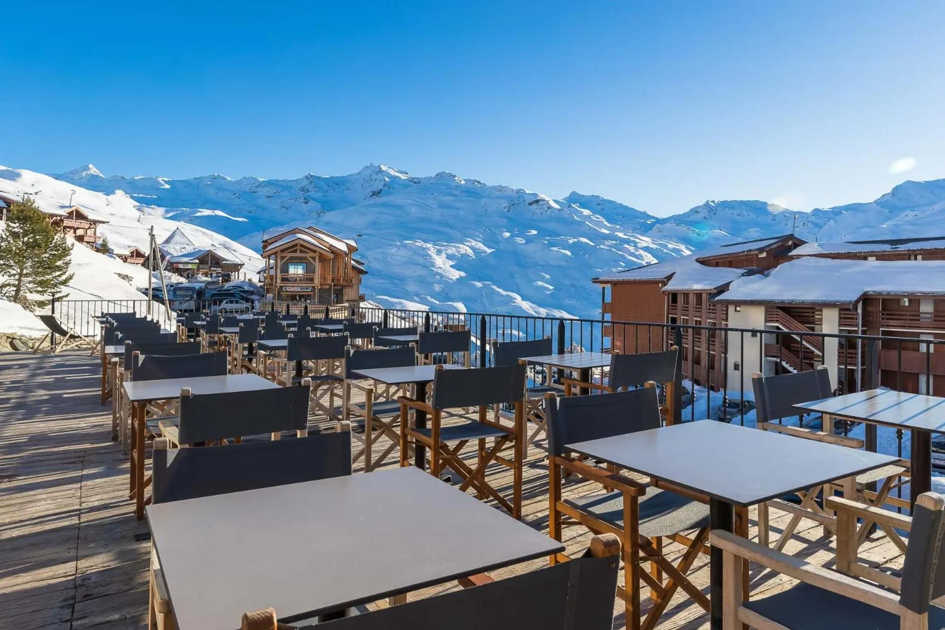 Natural landscape in Hillary Hotel