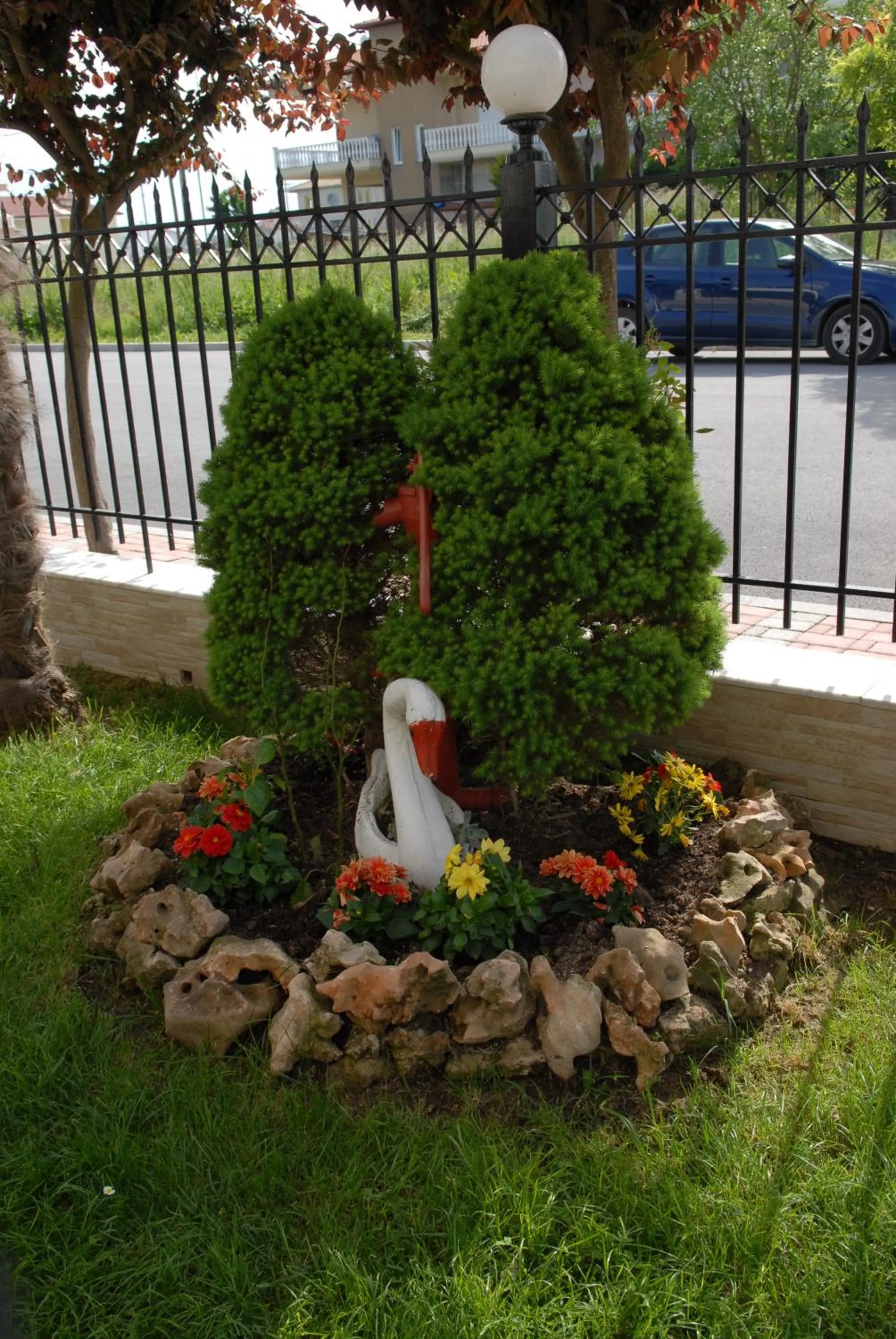 Garden in John & Eve Hotel