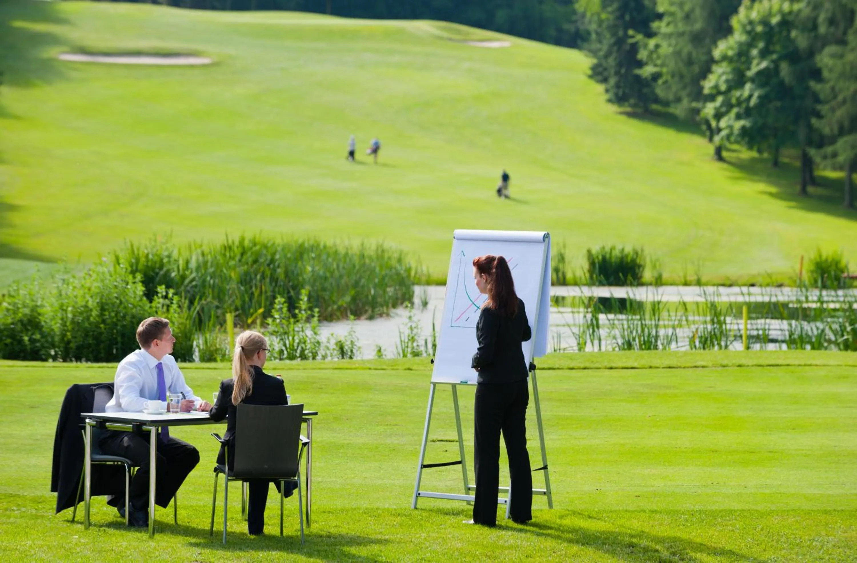 Facade/entrance in Das Vesper