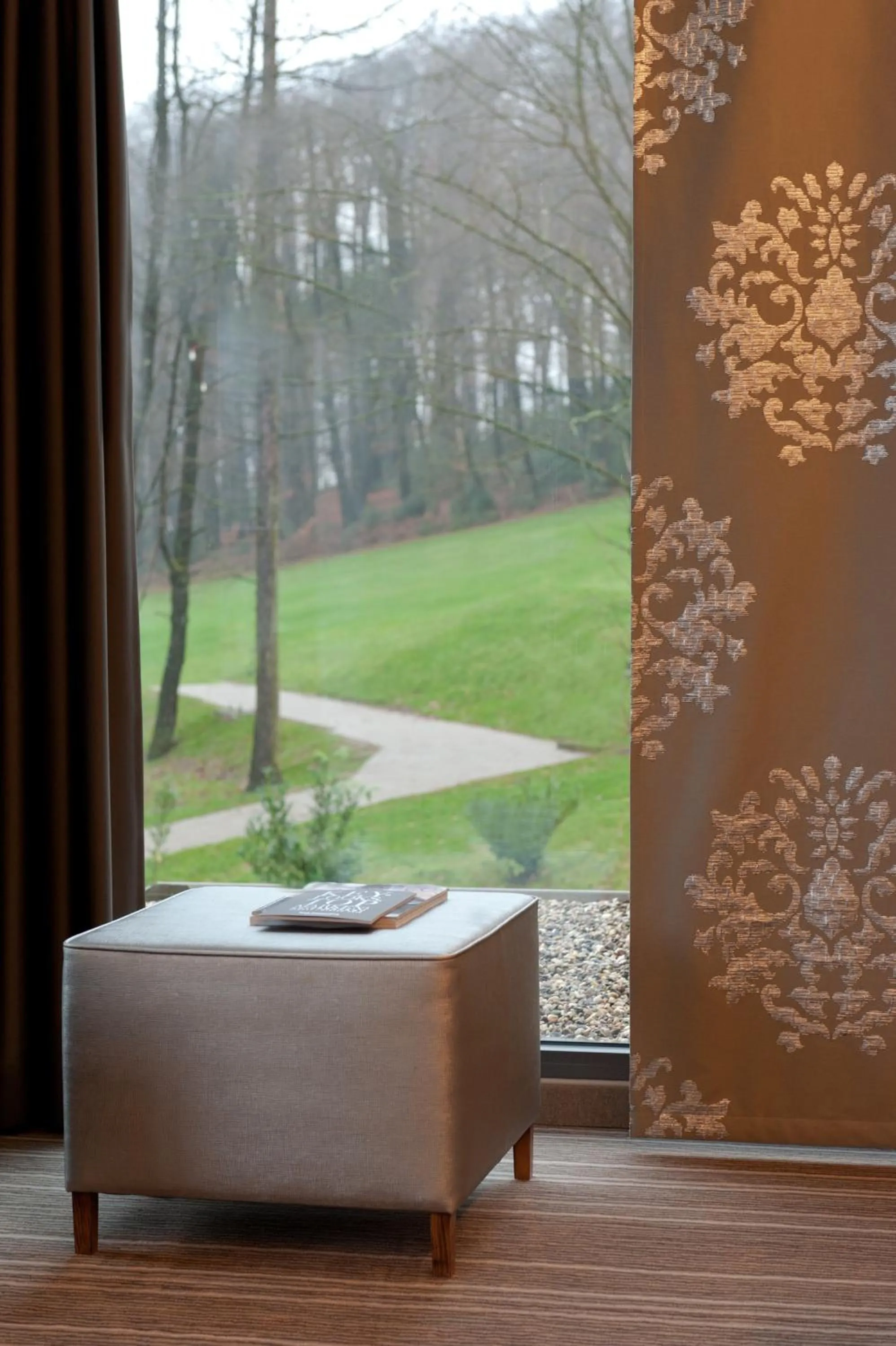 Decorative detail in Das Vesper