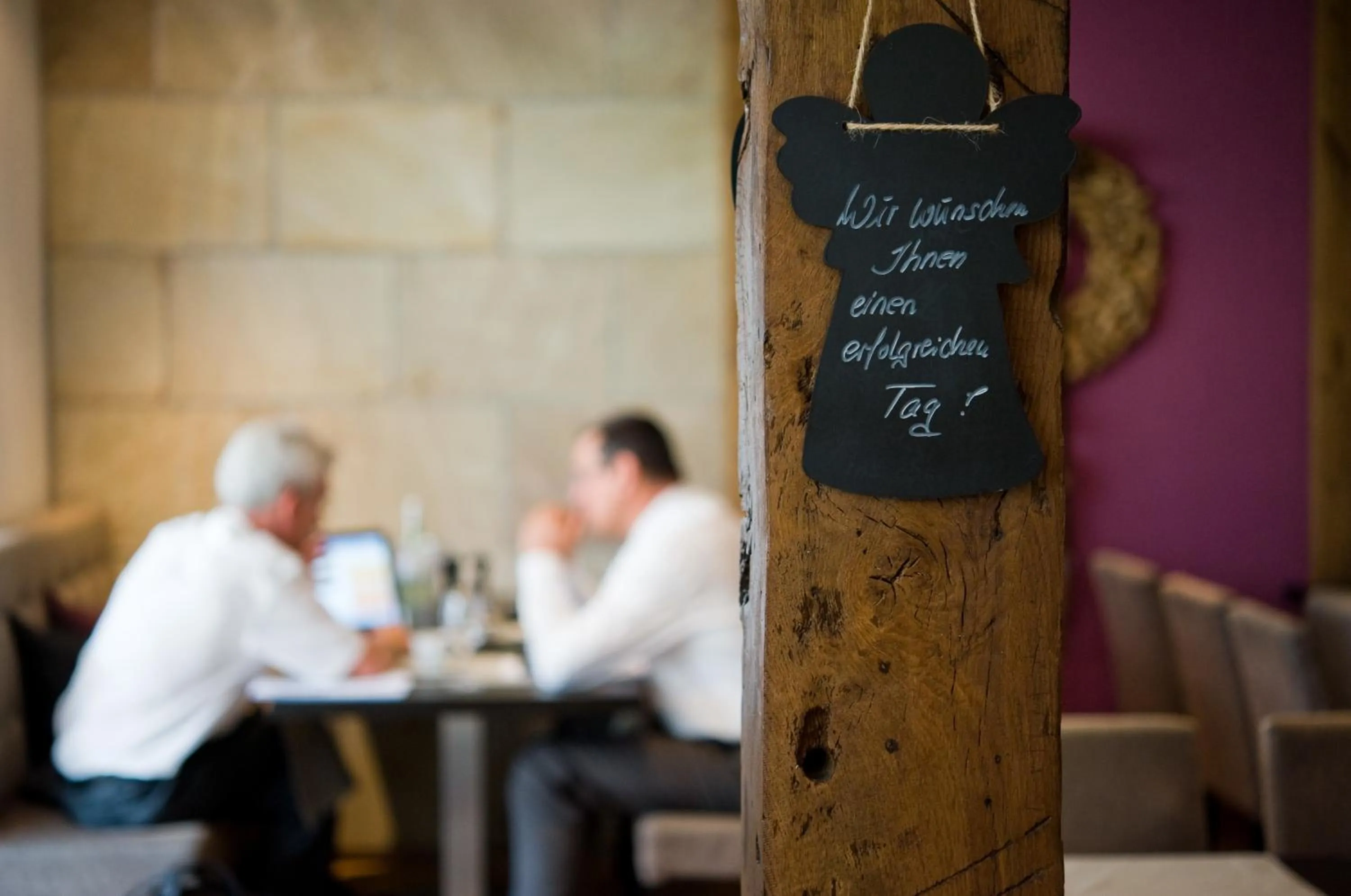 Decorative detail in Das Vesper