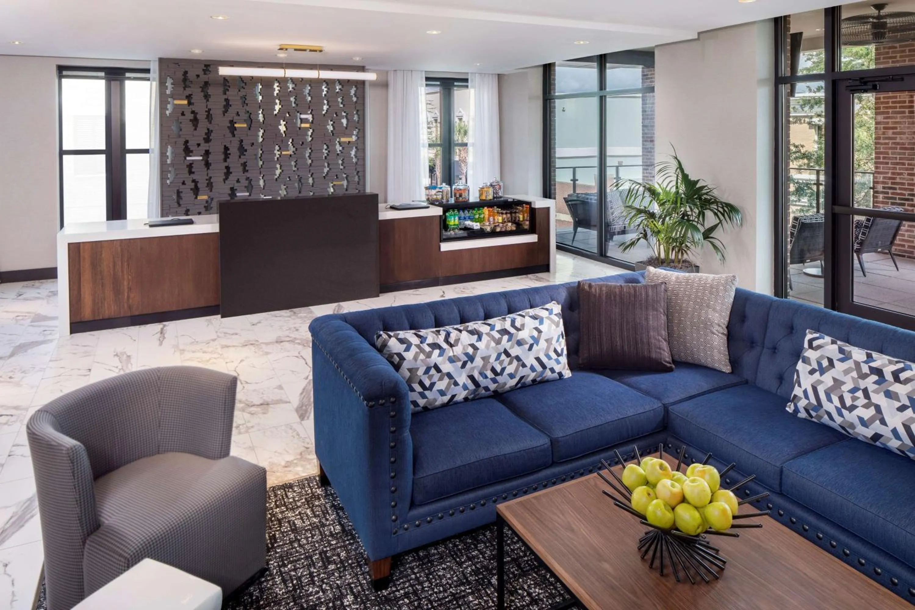 Lobby or reception in Hyatt Place Mount Pleasant Towne Centre