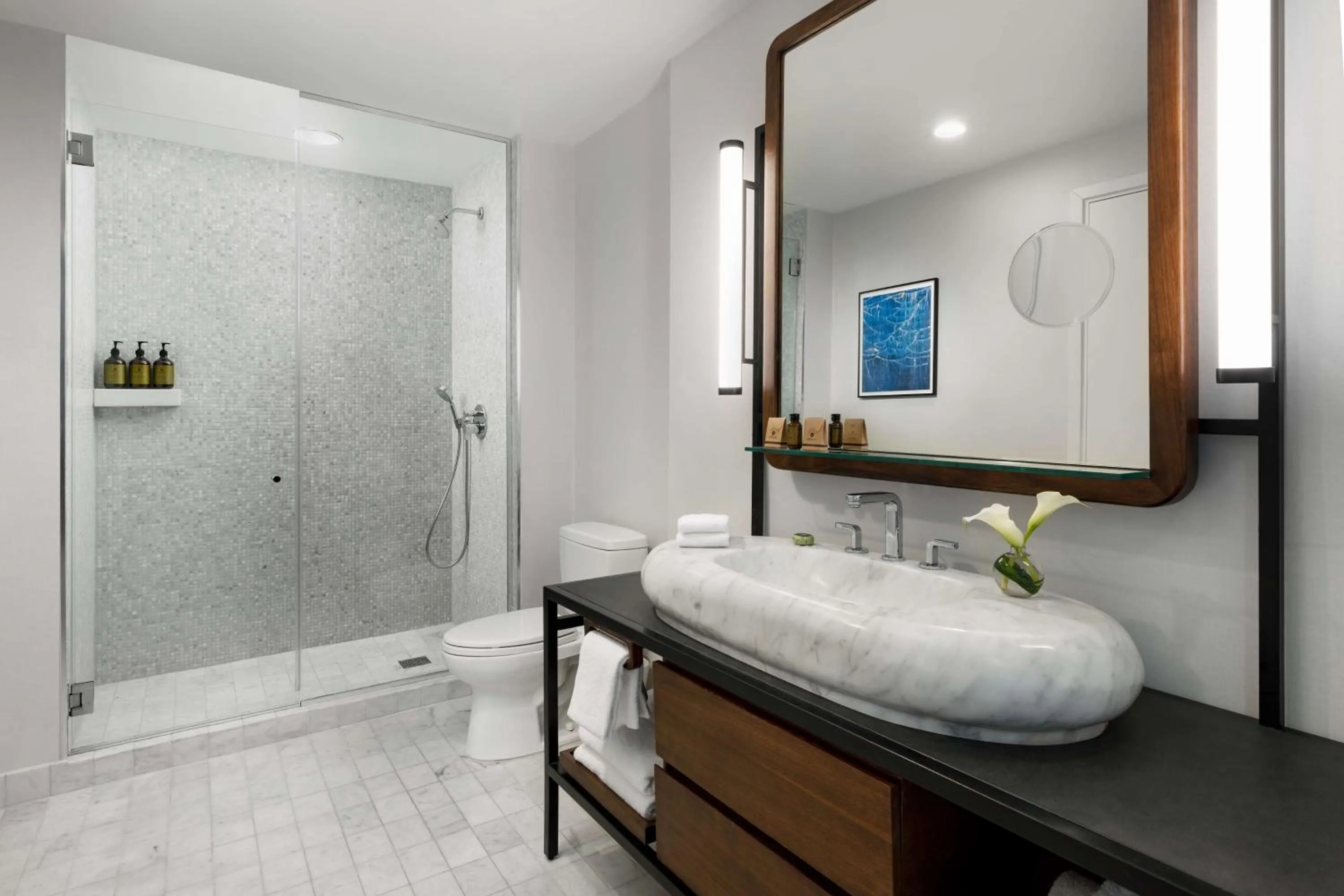 Bathroom in Hotel Seville NoMad - The Unbound Collection by Hyatt