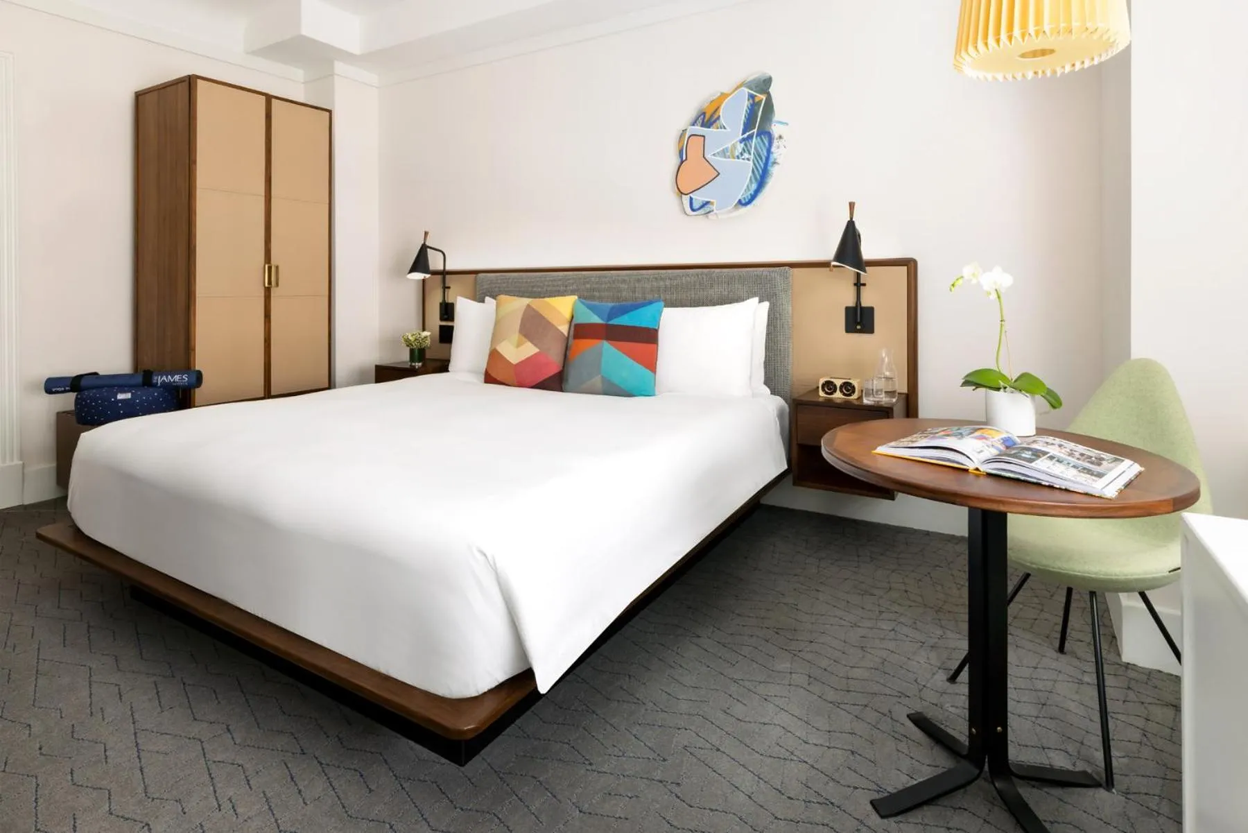 Bed in Hotel Seville NoMad - The Unbound Collection by Hyatt