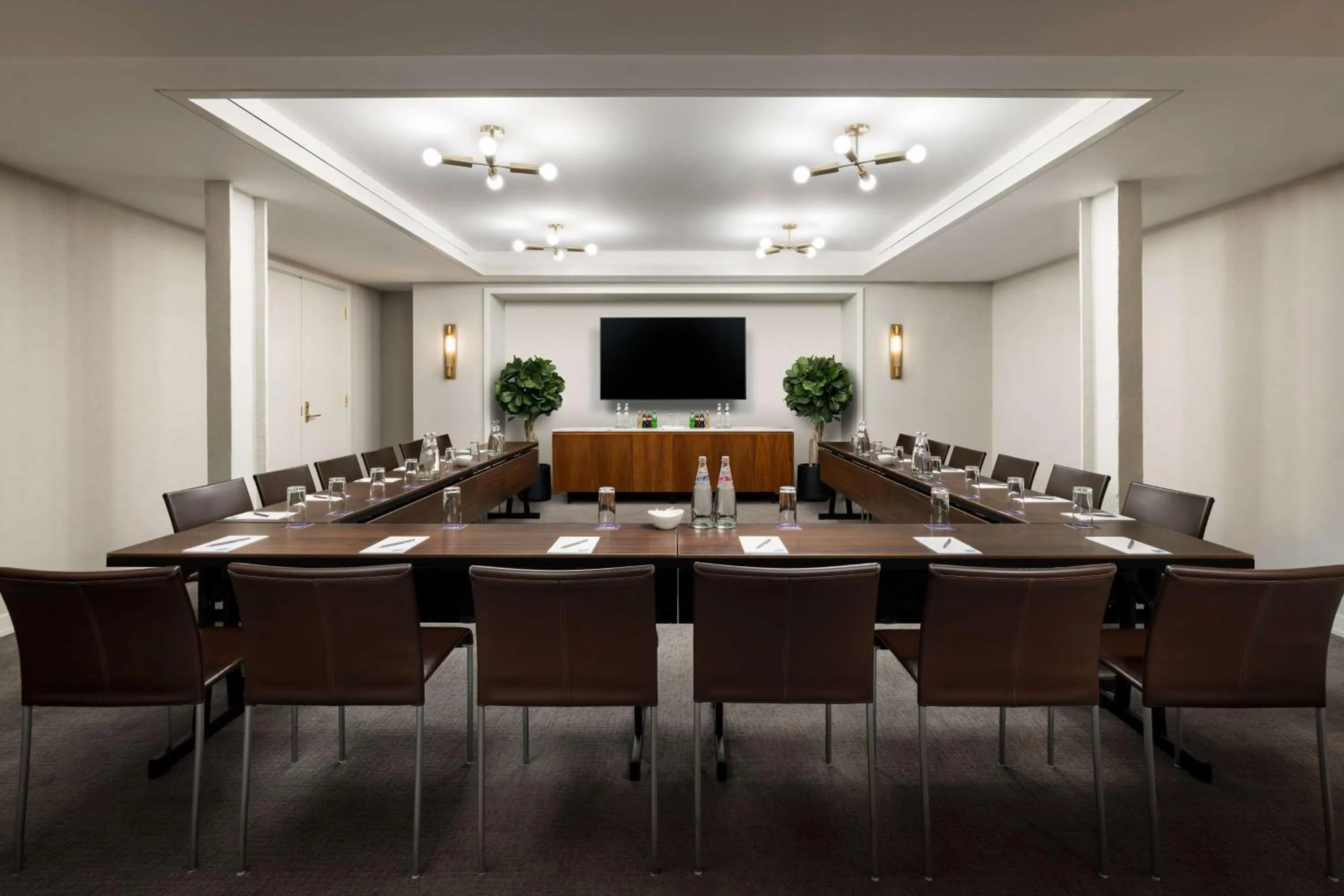 Meeting/conference room in Hotel Seville NoMad - The Unbound Collection by Hyatt