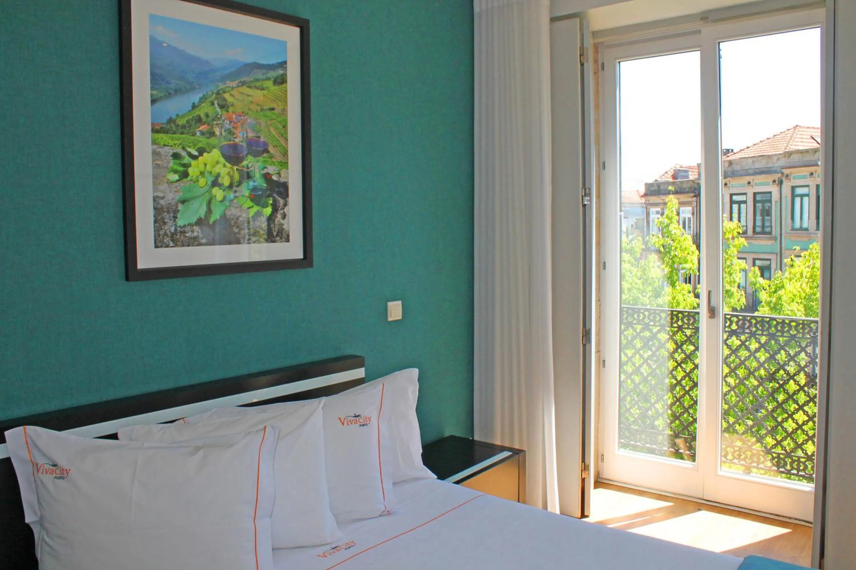 Bedroom, Bed in Vivacity Porto - Rooms & Apartments
