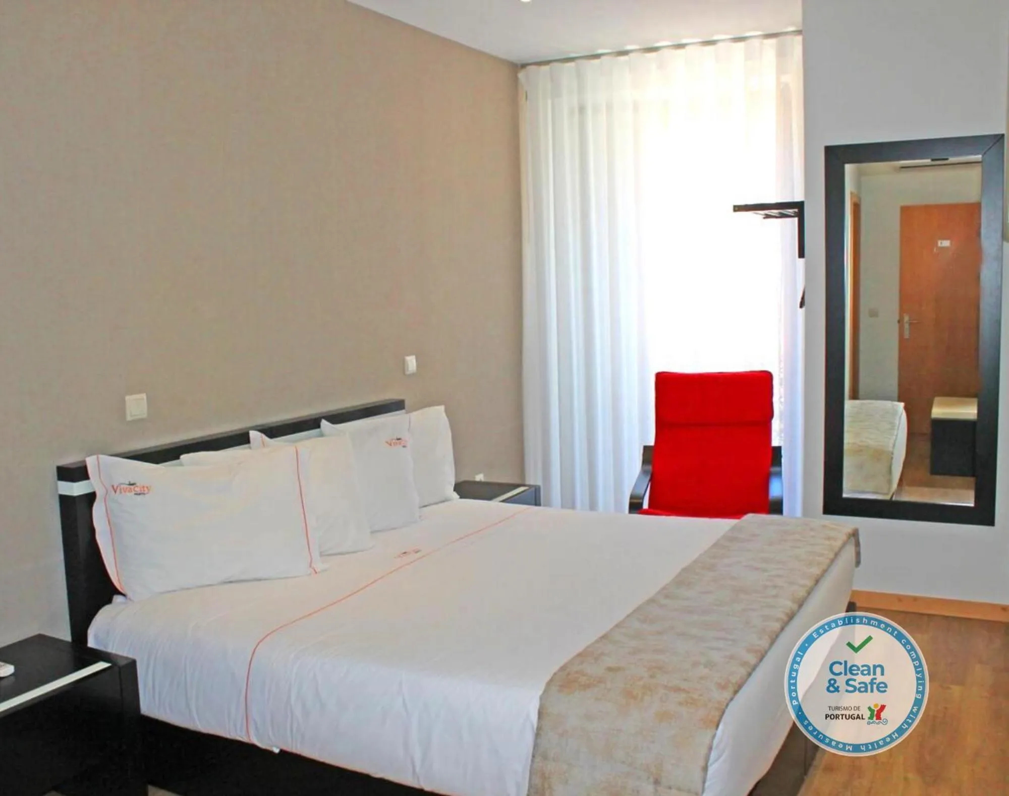 Bed in Vivacity Porto - Rooms & Apartments
