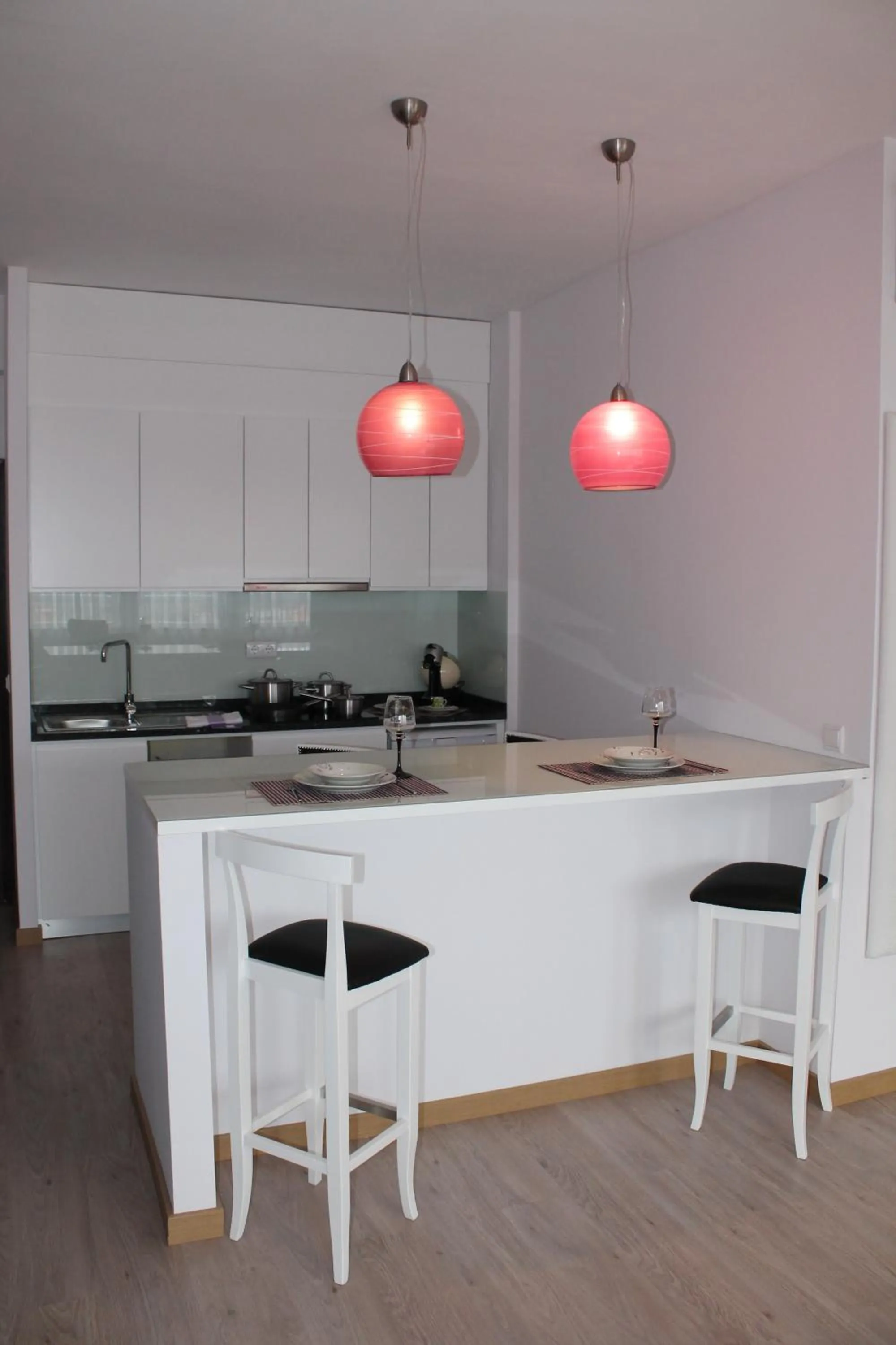 Kitchen or kitchenette in Vivacity Porto - Rooms & Apartments
