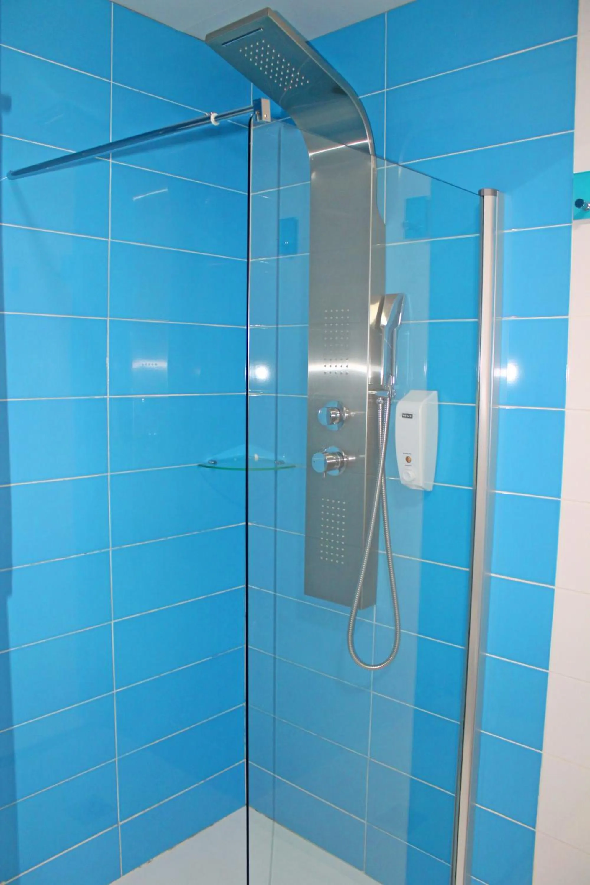 Bathroom in Vivacity Porto - Rooms & Apartments