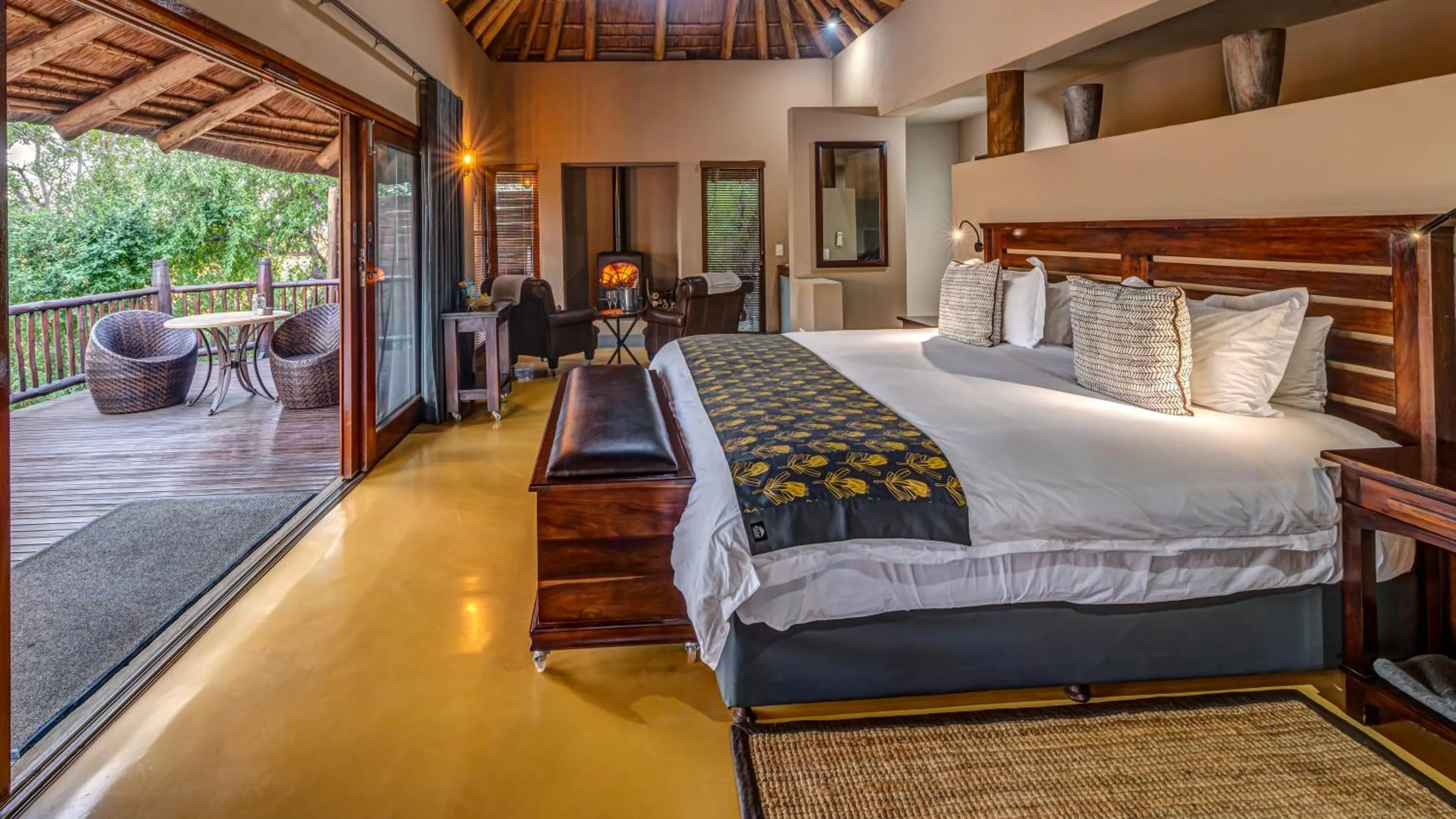 Bed in Etali Safari Lodge
