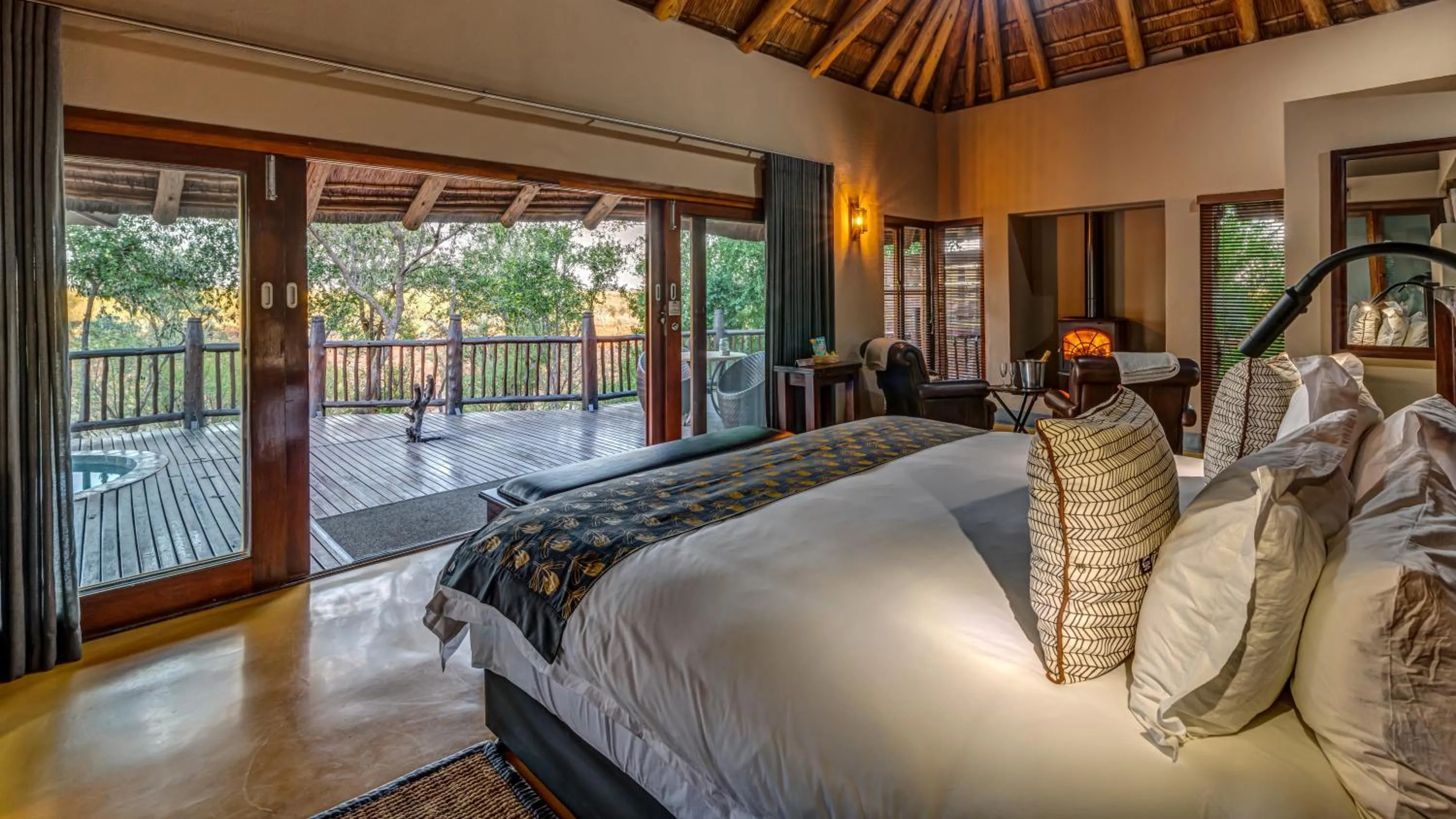 Bed in Etali Safari Lodge