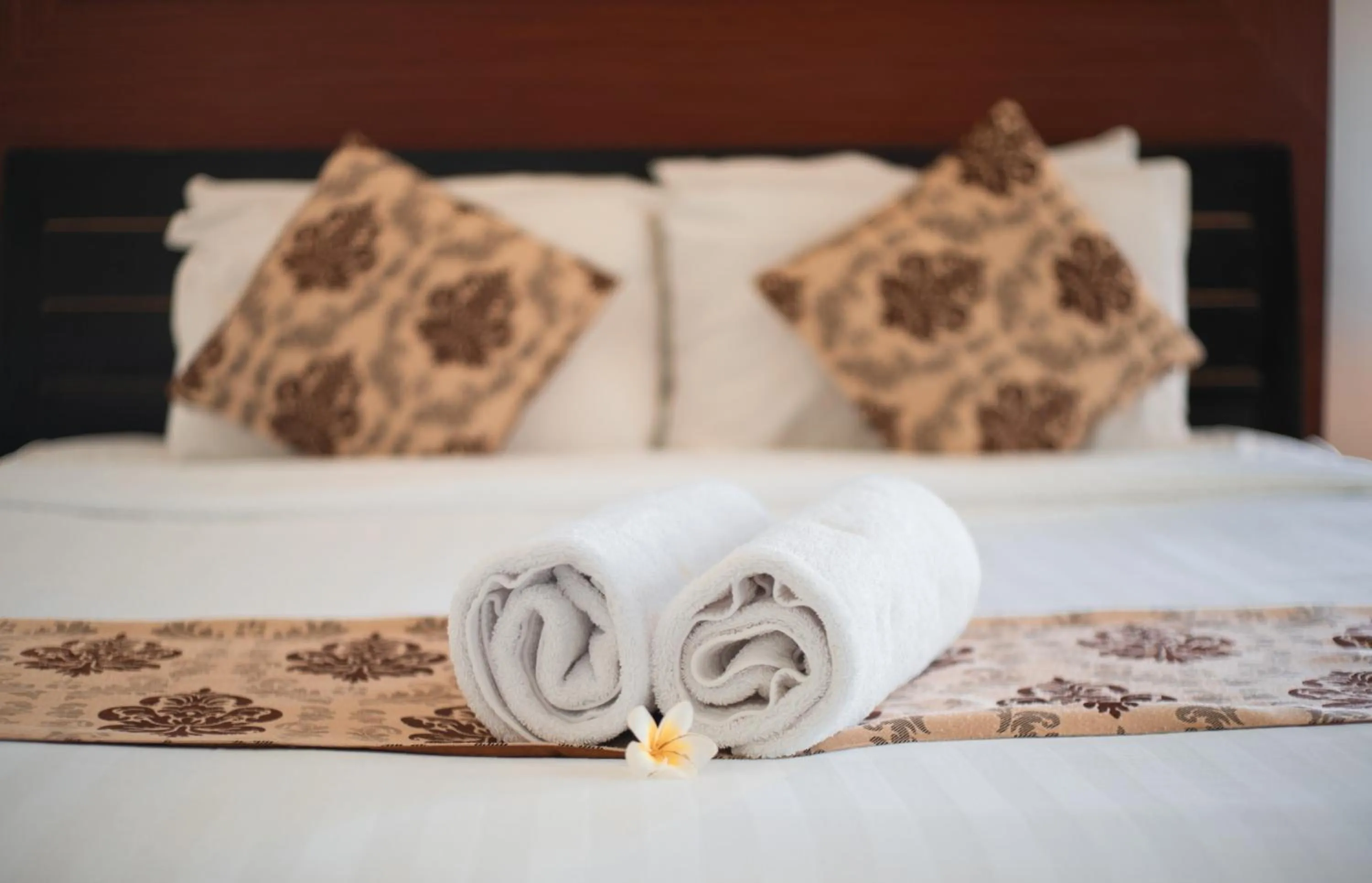 towels, Bed in Uluwatu Cottages