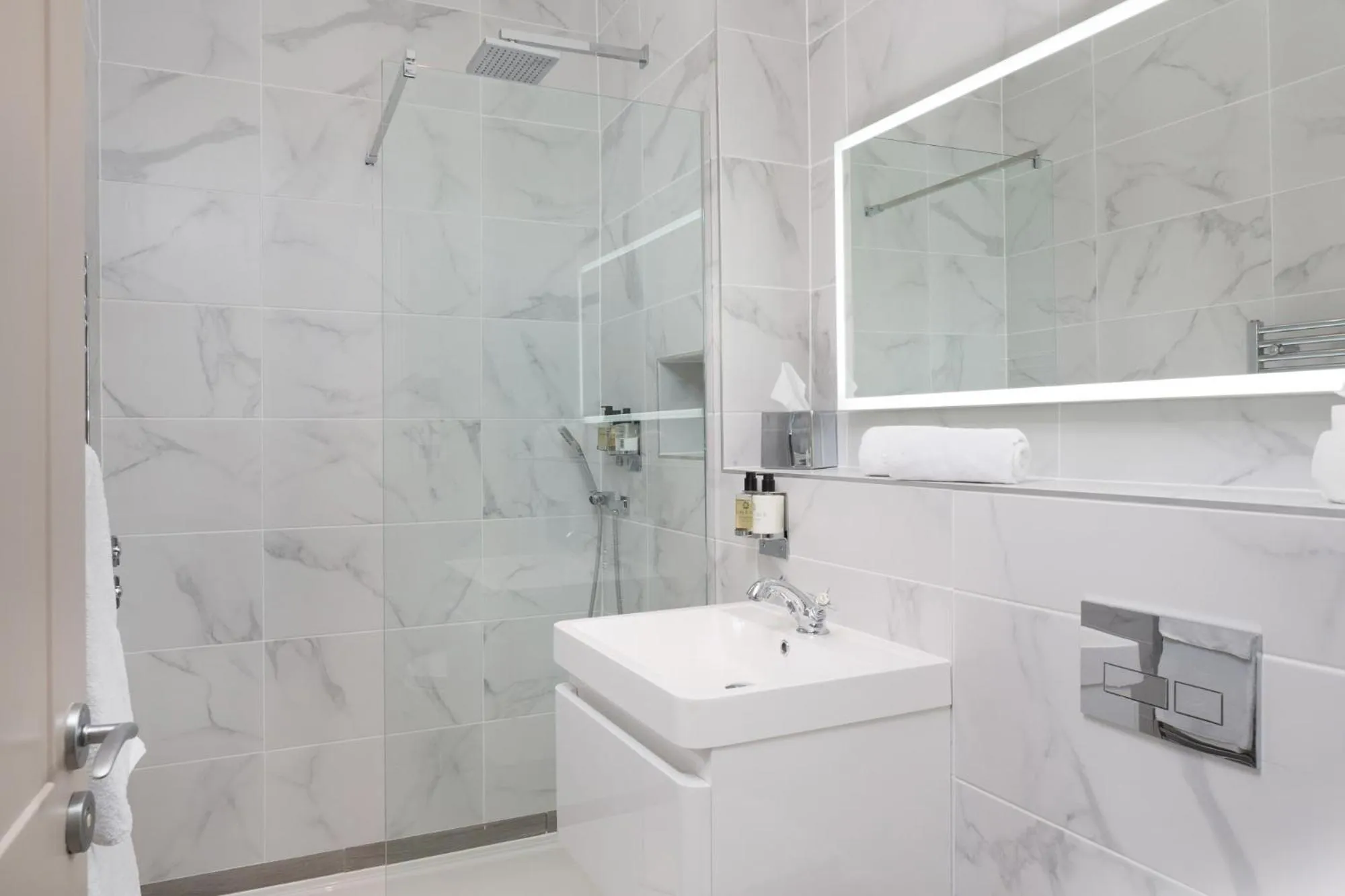 Shower in Aysgarth Falls Hotel & Restaurant