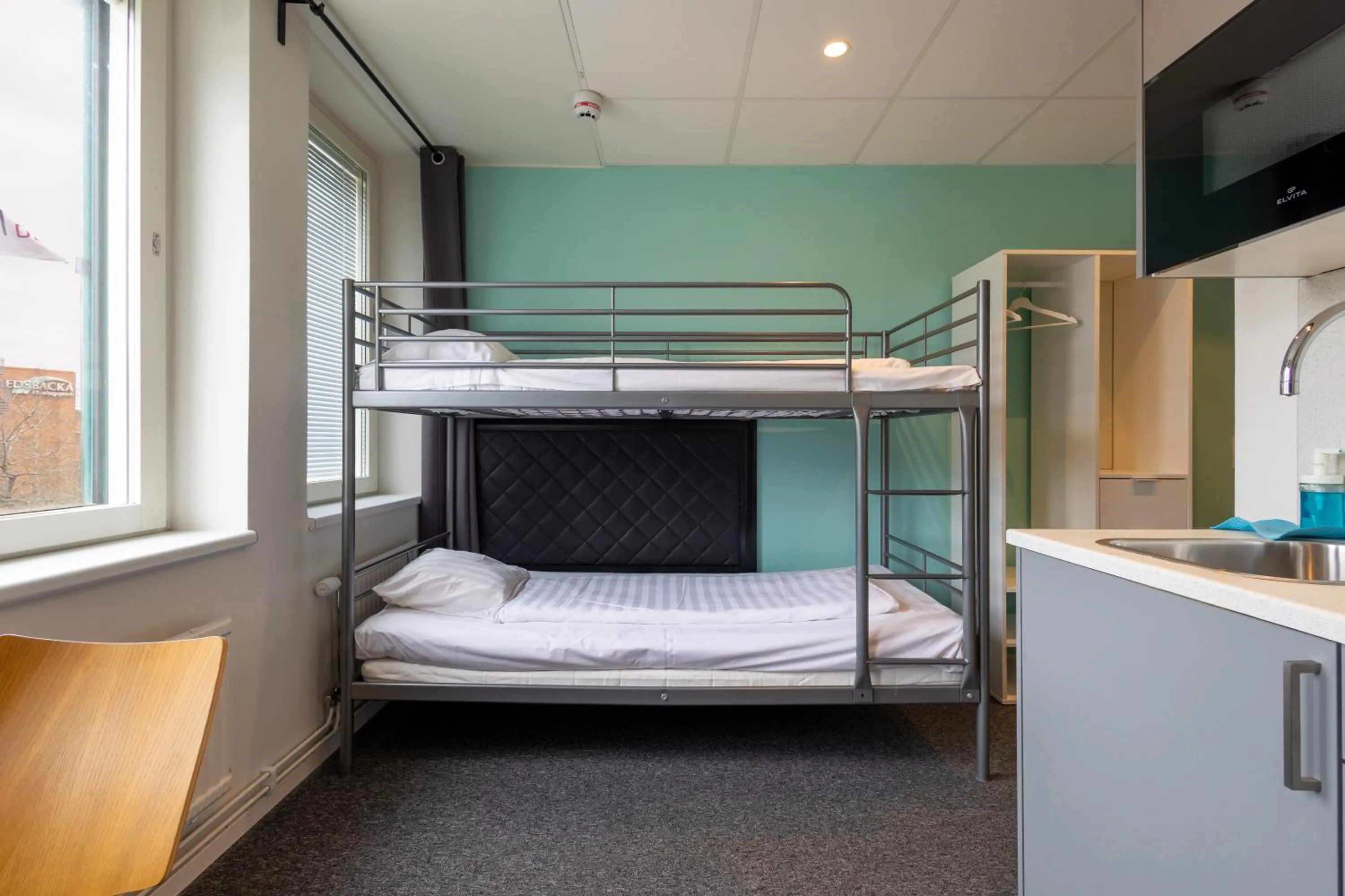 bunk bed in Stockholm Hotel Apartments Sollentuna