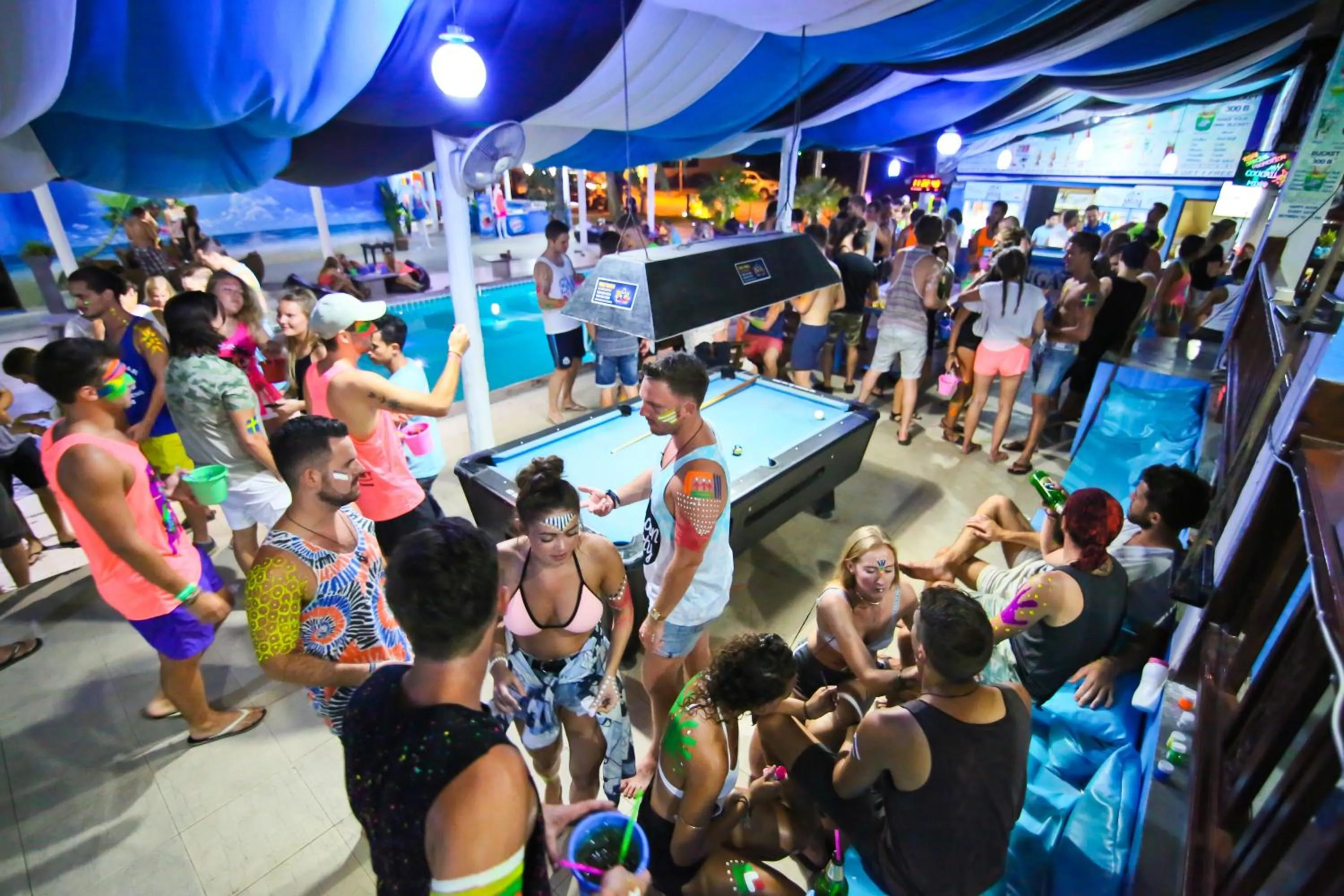 Property building in Phangan Arena Hostel