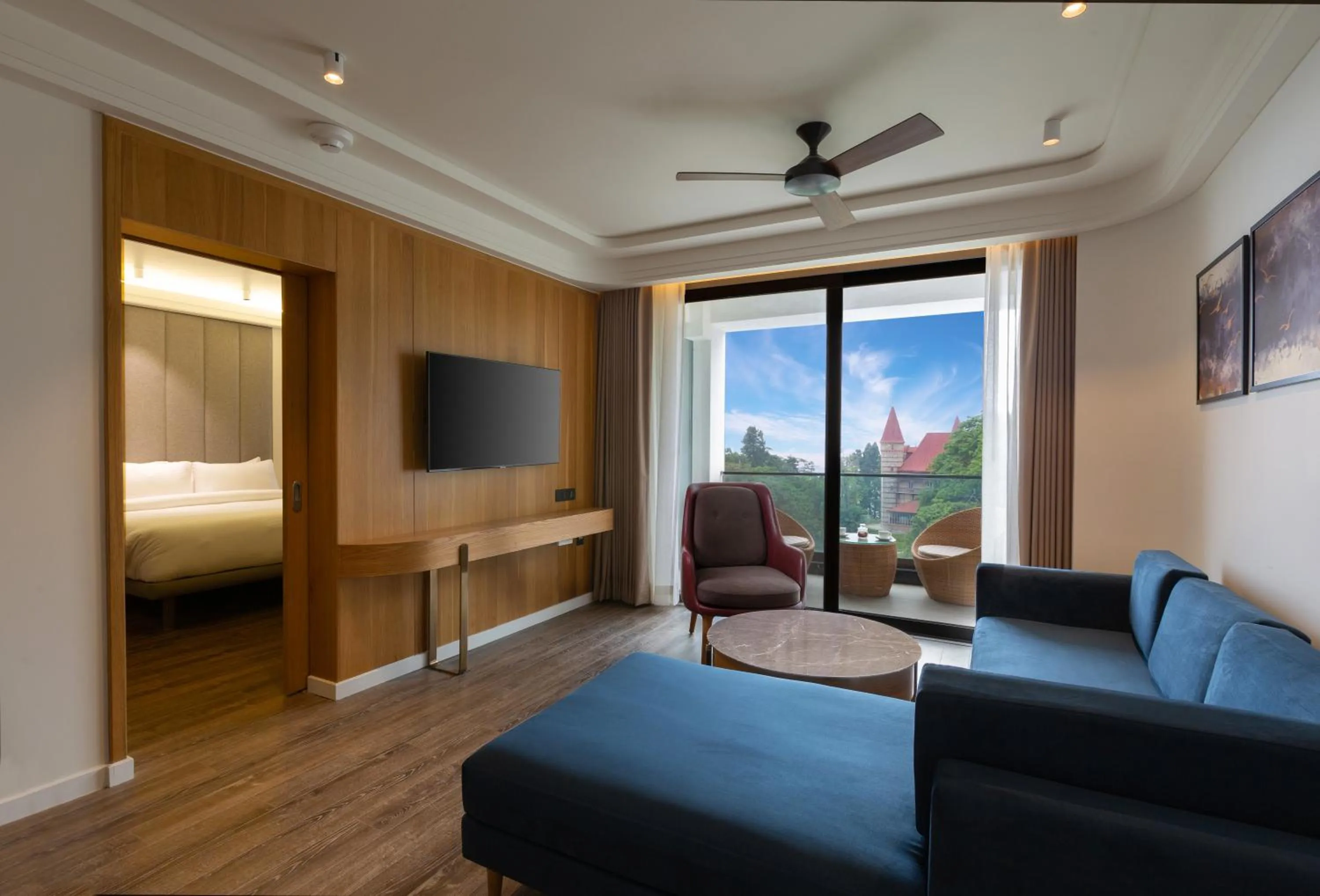 Communal lounge/ TV room, Bed in The Oasis Mussoorie - A Member of Radisson Individuals