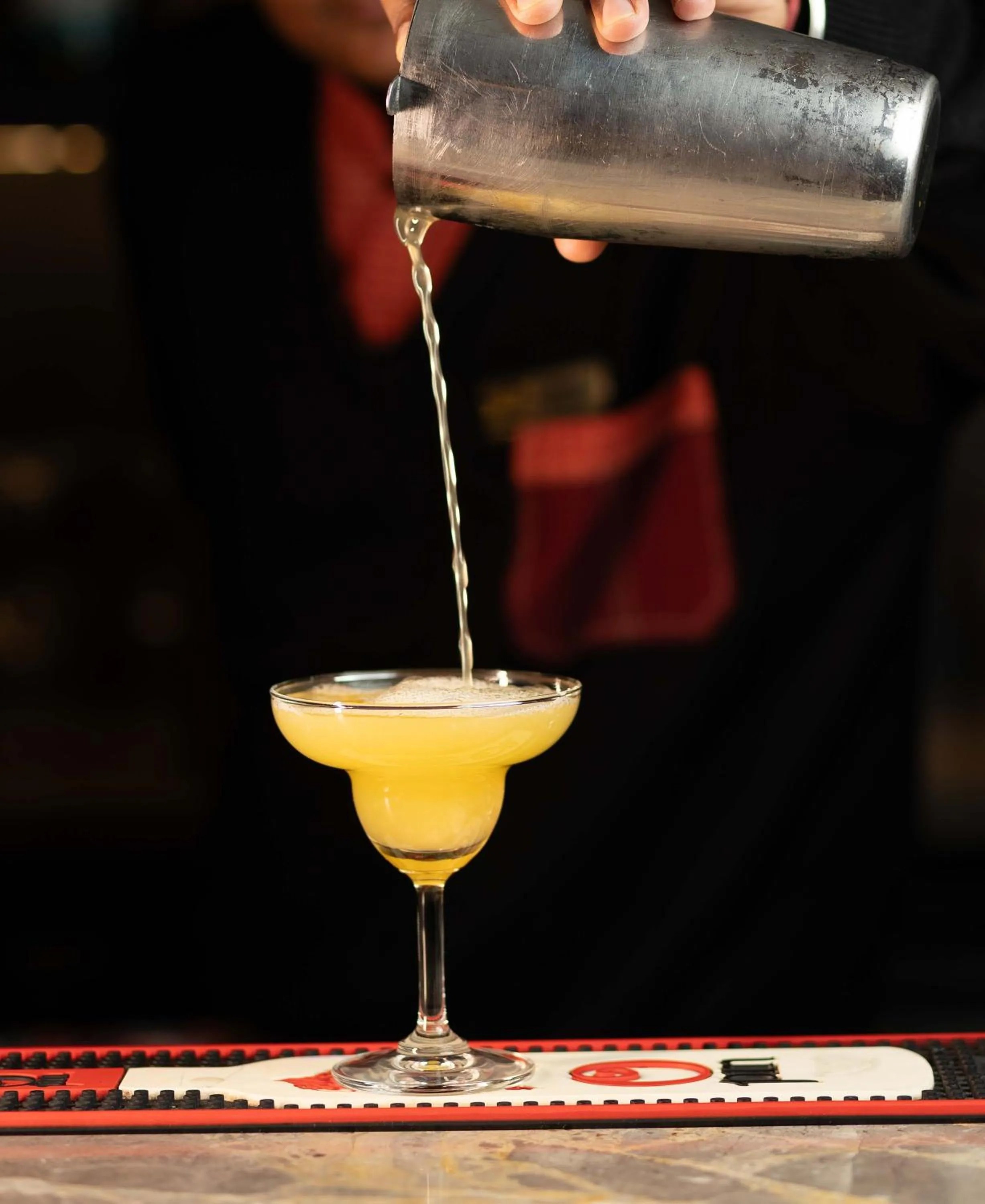 Lounge or bar in The Oasis Mussoorie - A Member of Radisson Individuals