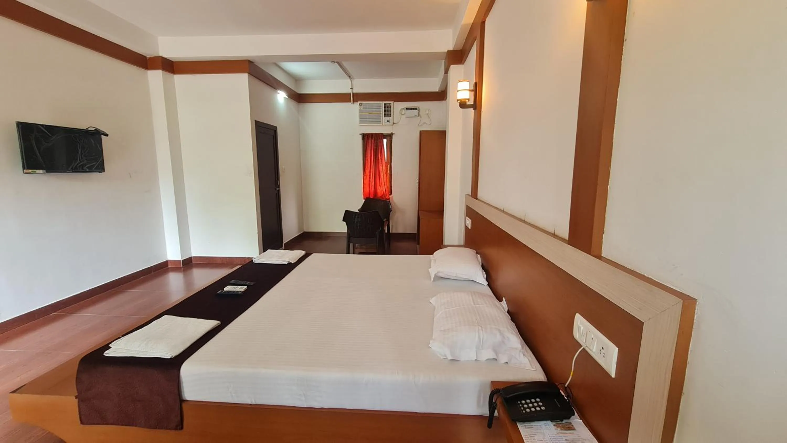 Bed in Hotel Exotica Squares