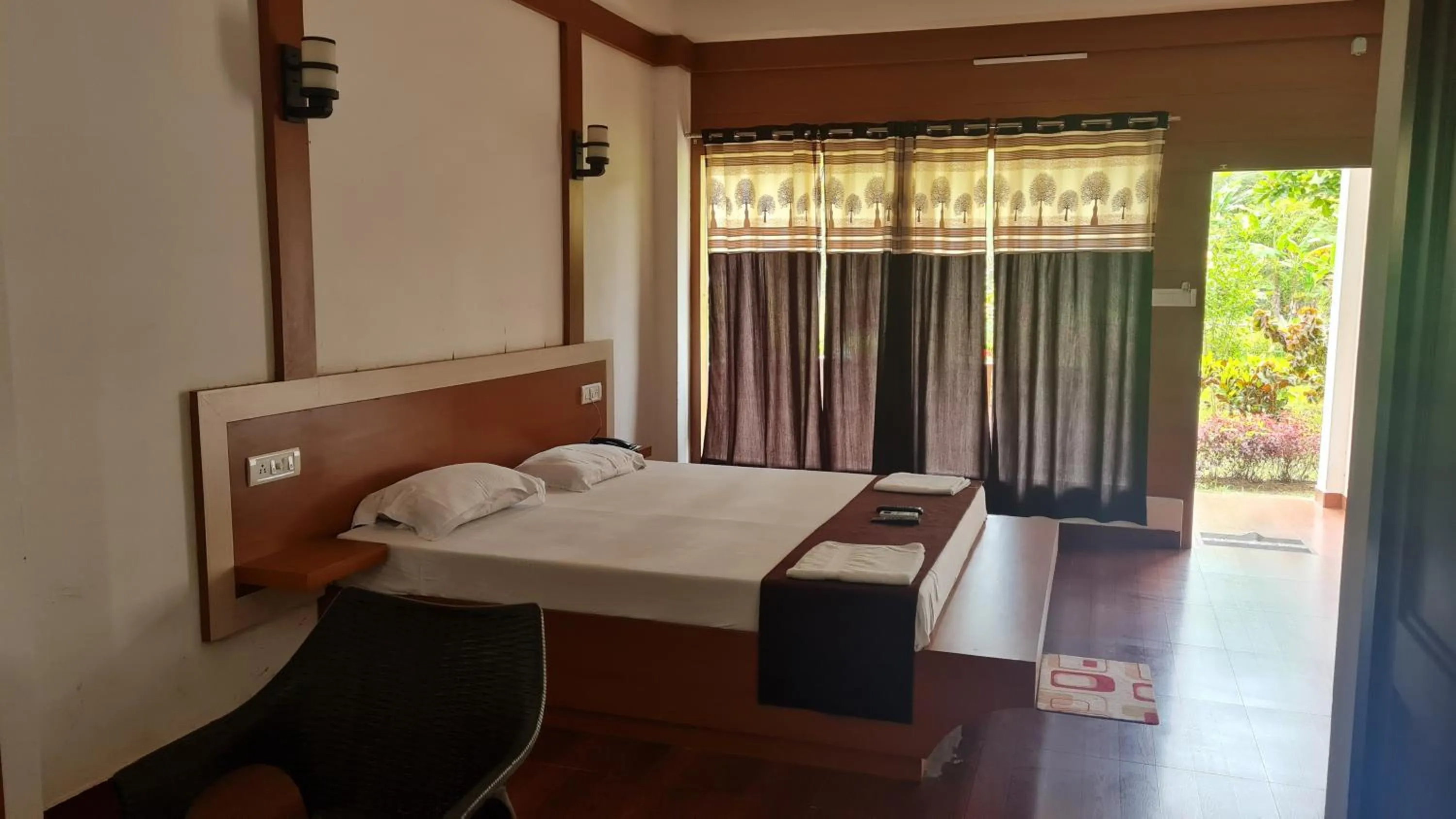 Photo of the whole room, Bed in Hotel Exotica Squares