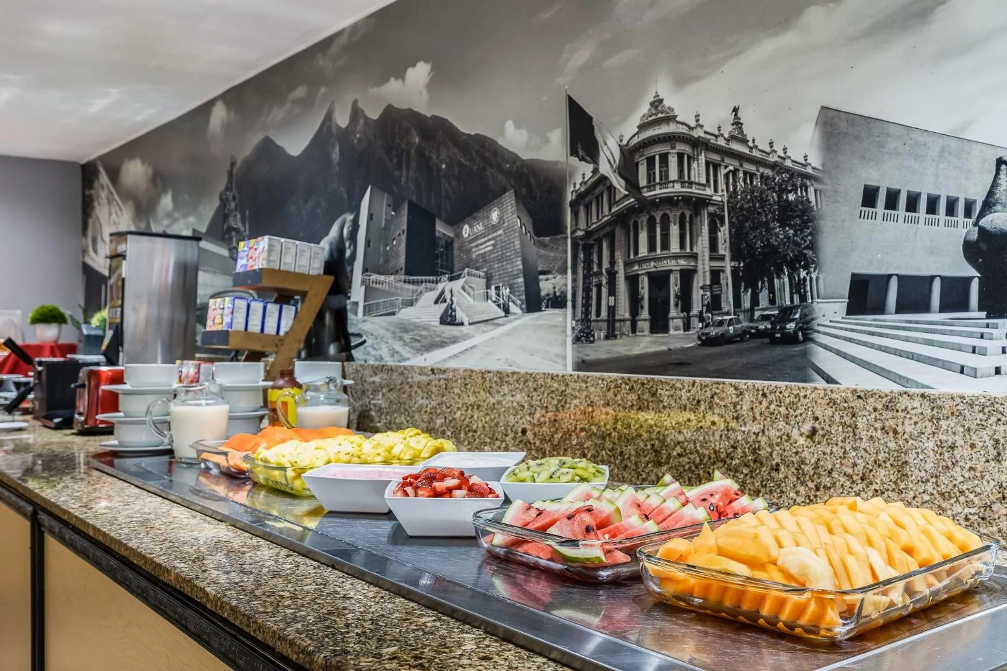 Restaurant/places to eat in Fiesta Inn Monterrey Valle