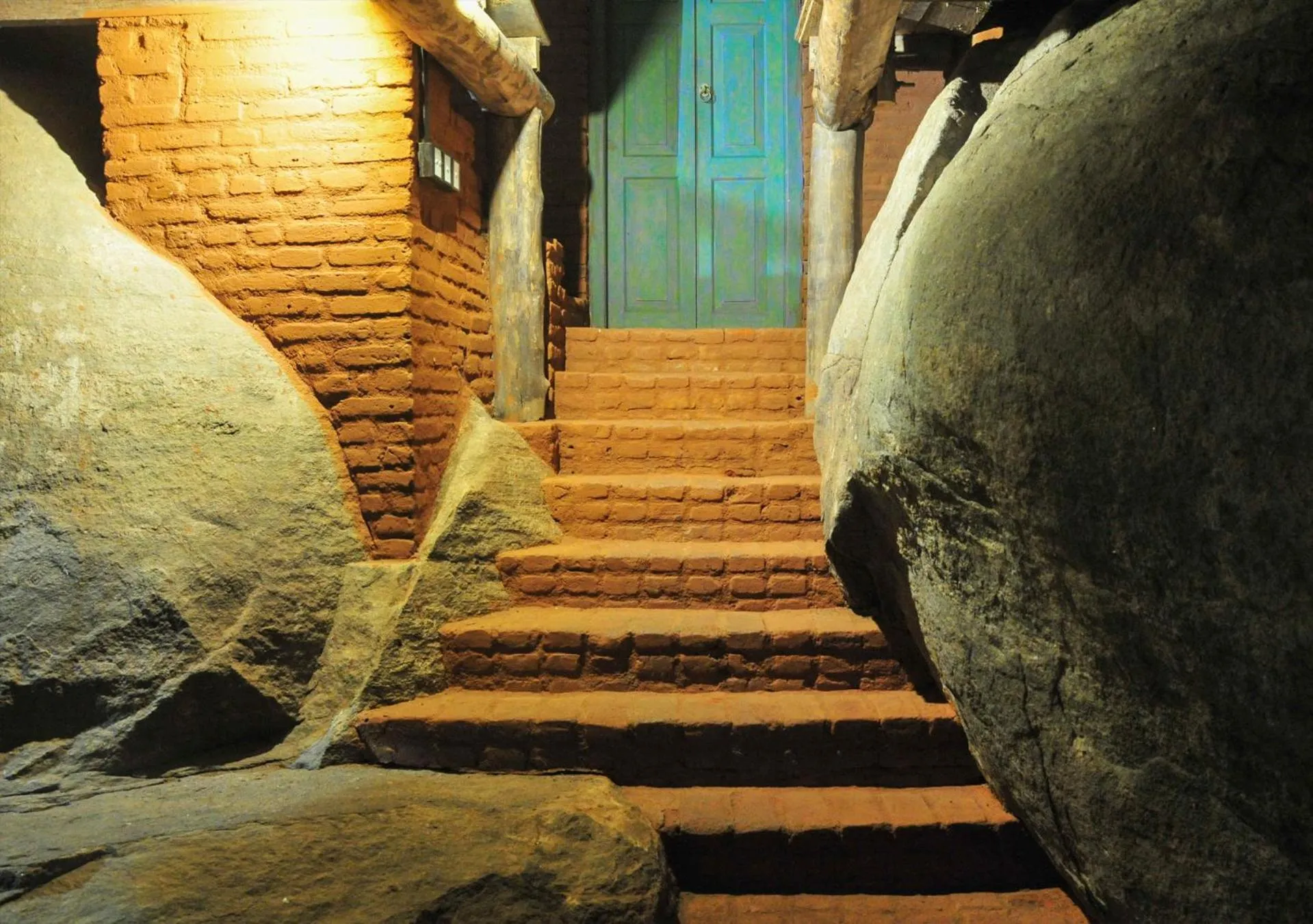 Bathroom in Back of Beyond - Wild Haven