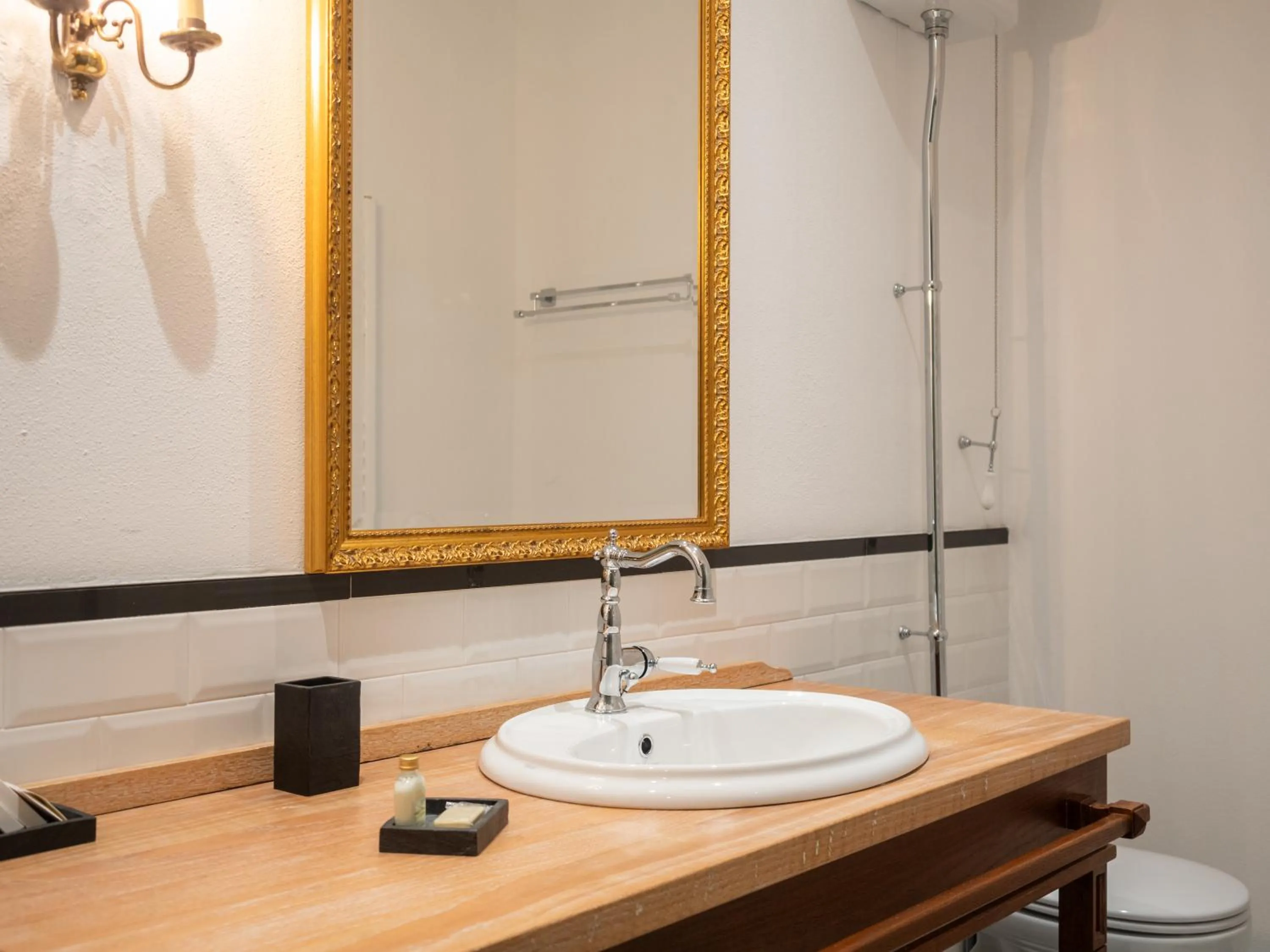 Bathroom in Vila Ebel Hotel Pool & Spa