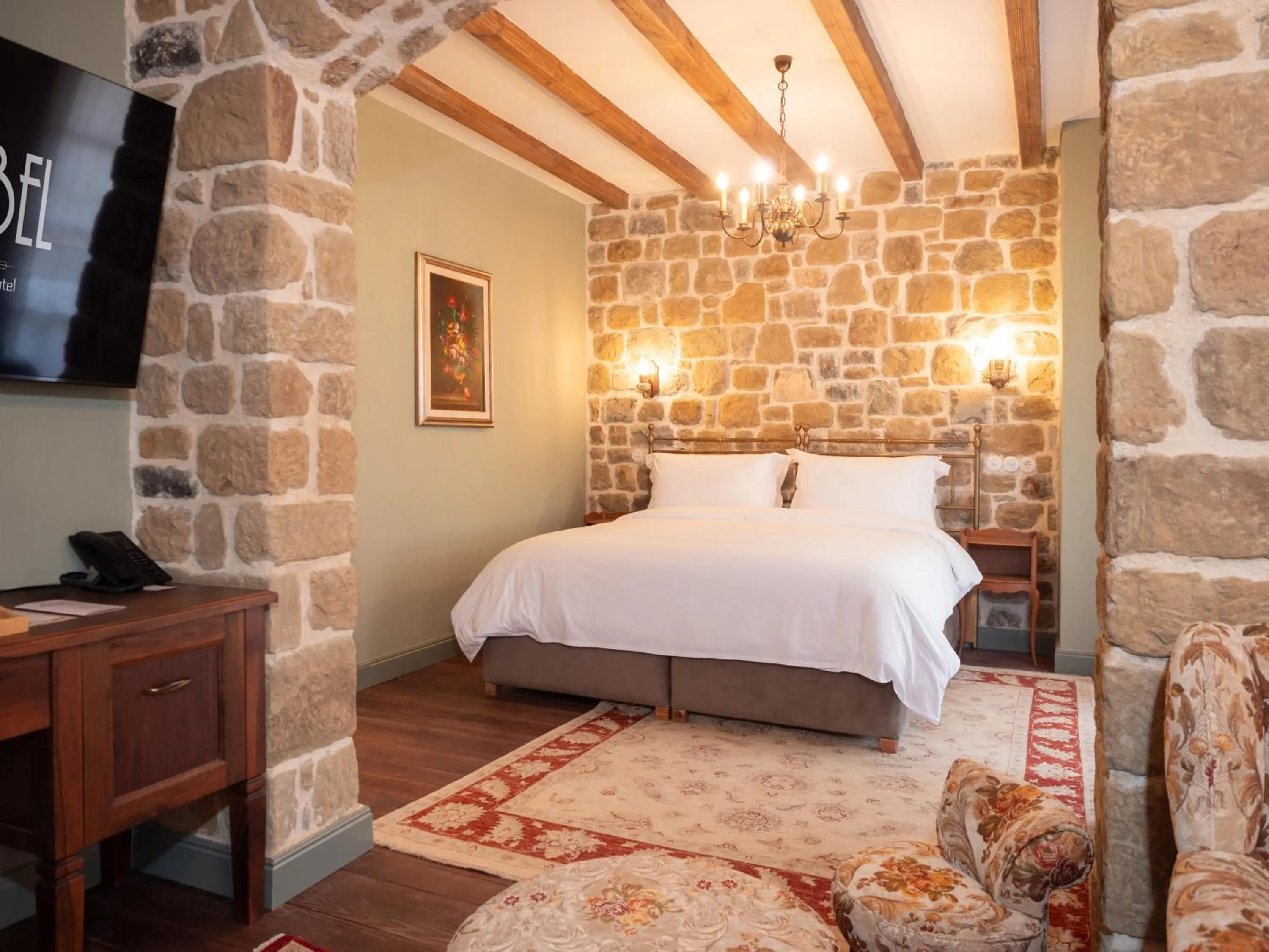 Photo of the whole room, Bed in Vila Ebel Hotel Pool & Spa