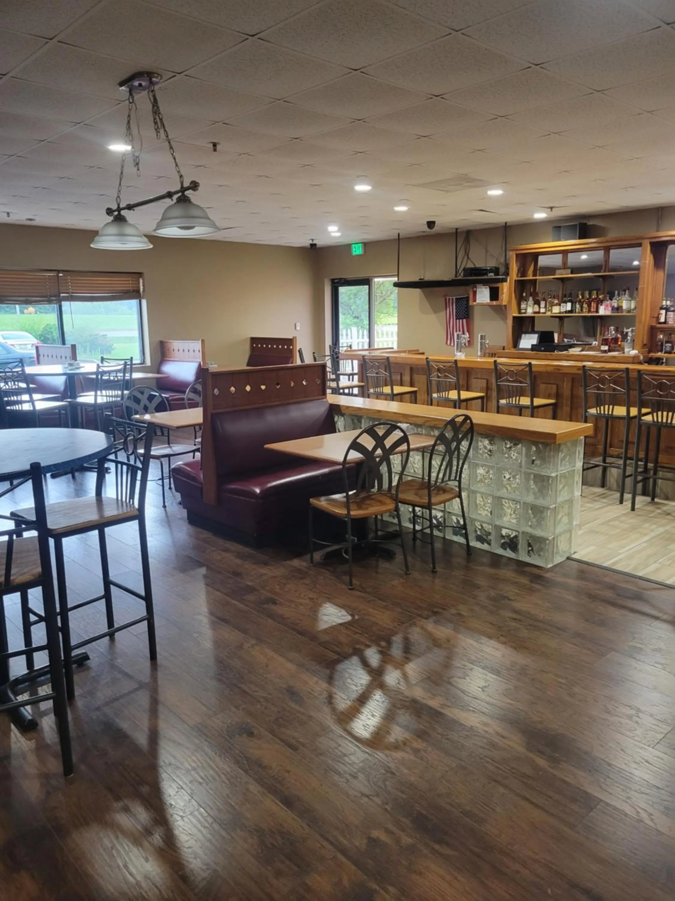 Lounge or bar in Quality Inn Grayville