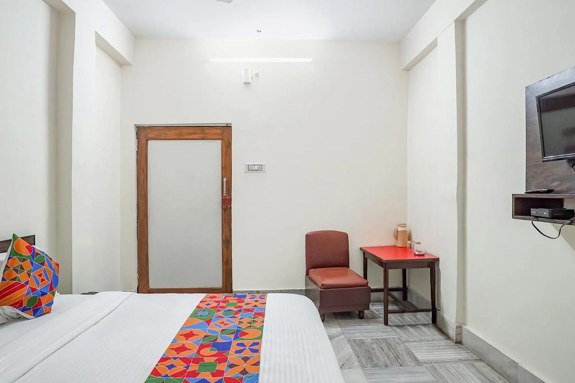 Bed in FabHotel New Shanti