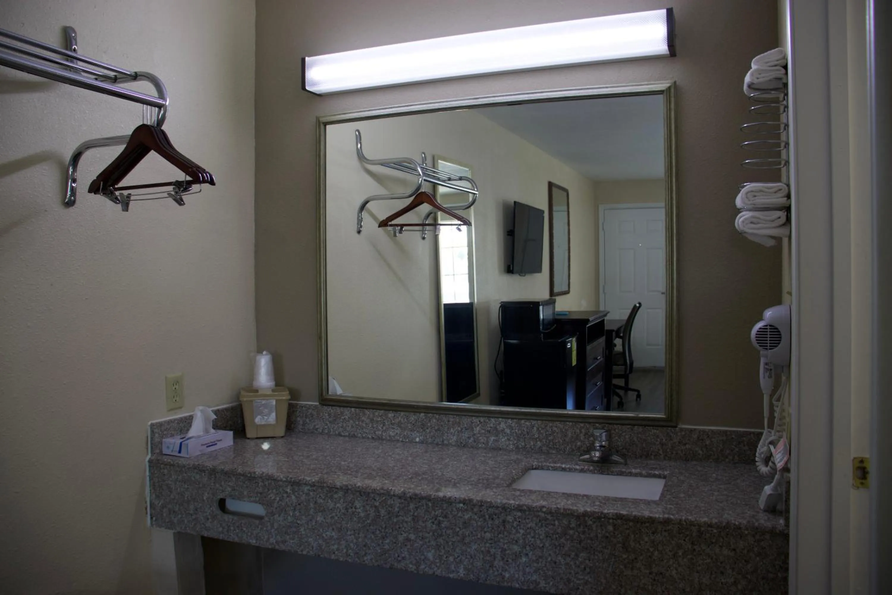 Legacy Inn - Cookeville