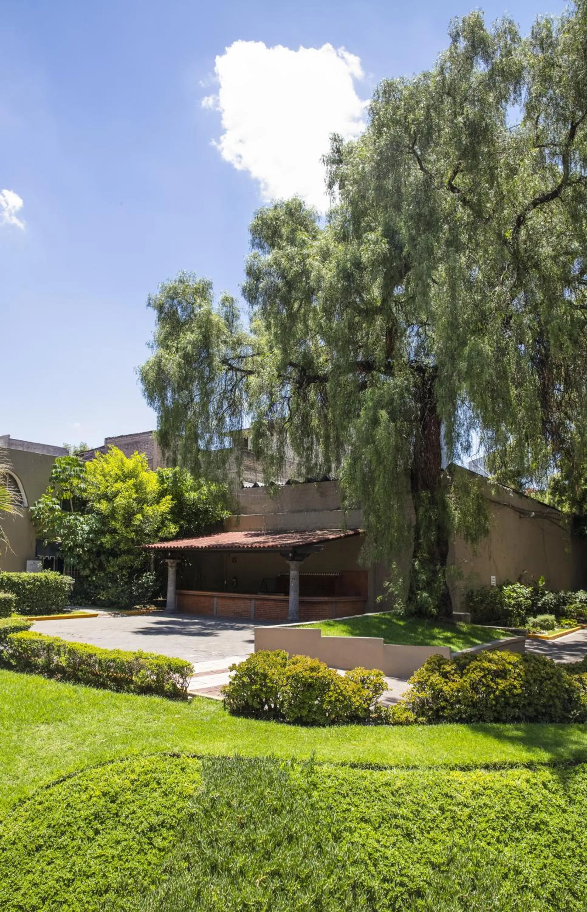 Property building in Fiesta Inn Ciudad de México Aeropuerto