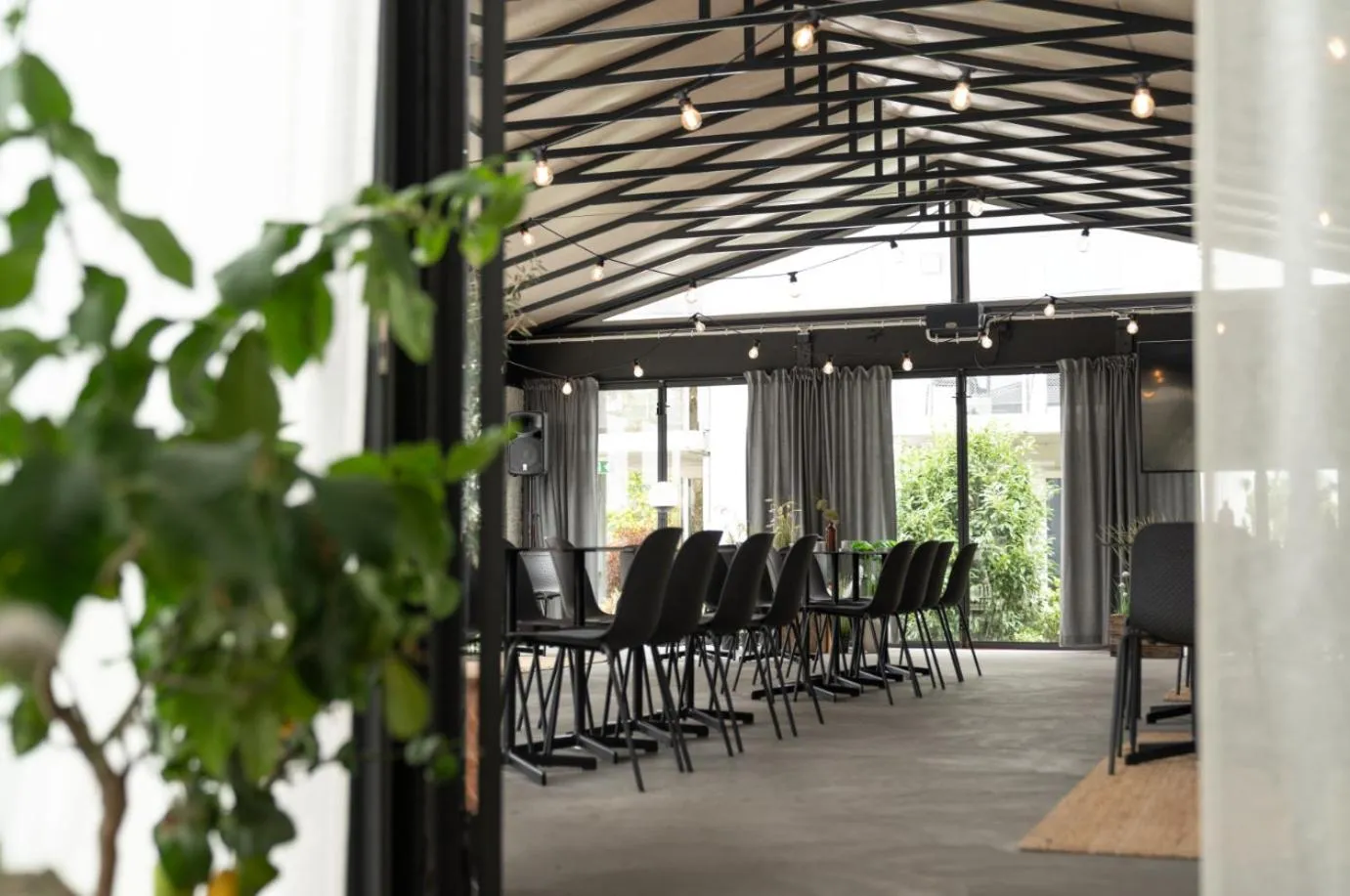 Meeting/conference room in First Hotel Kokoloko