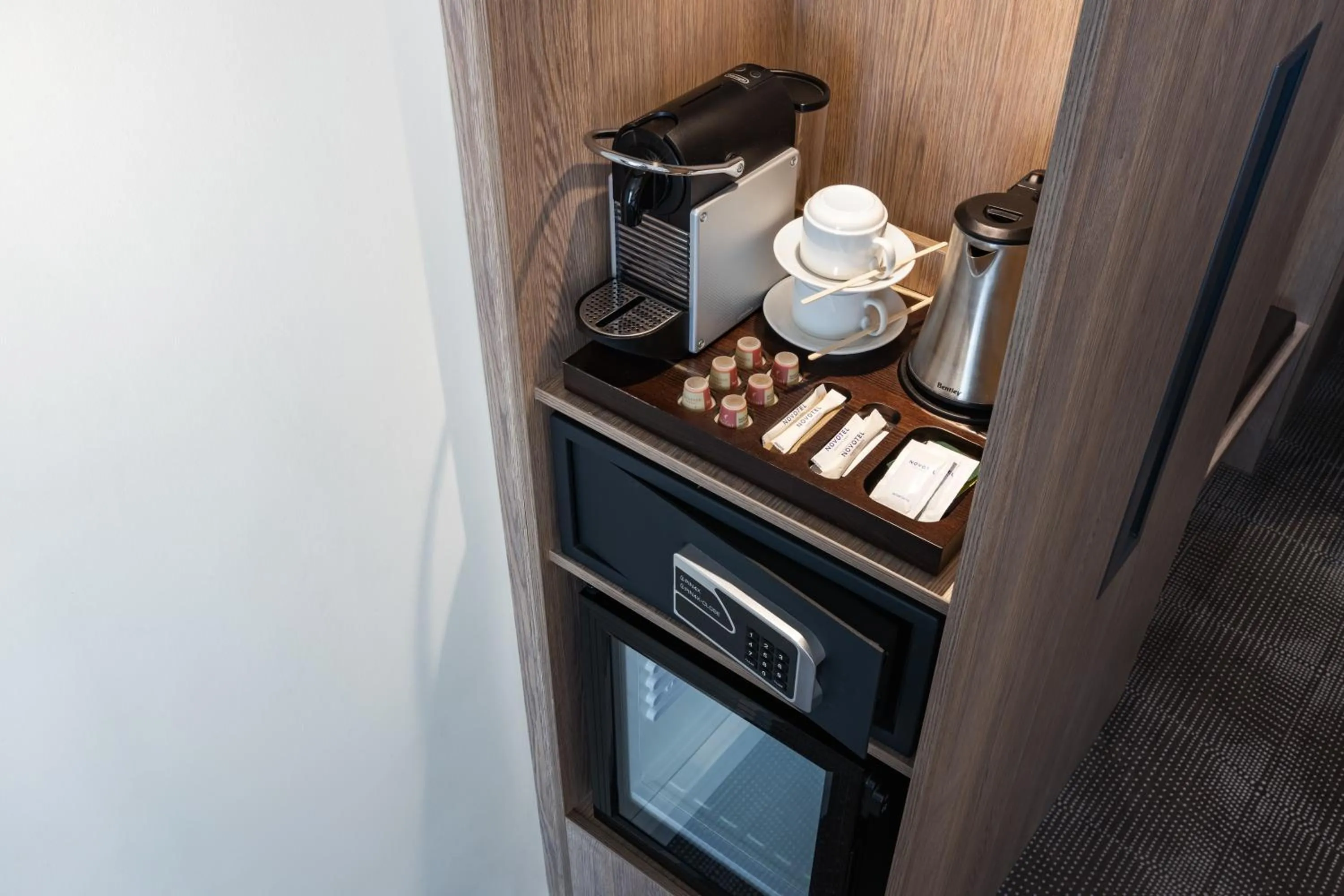 Coffee/tea facilities in Novotel Almaty City Center