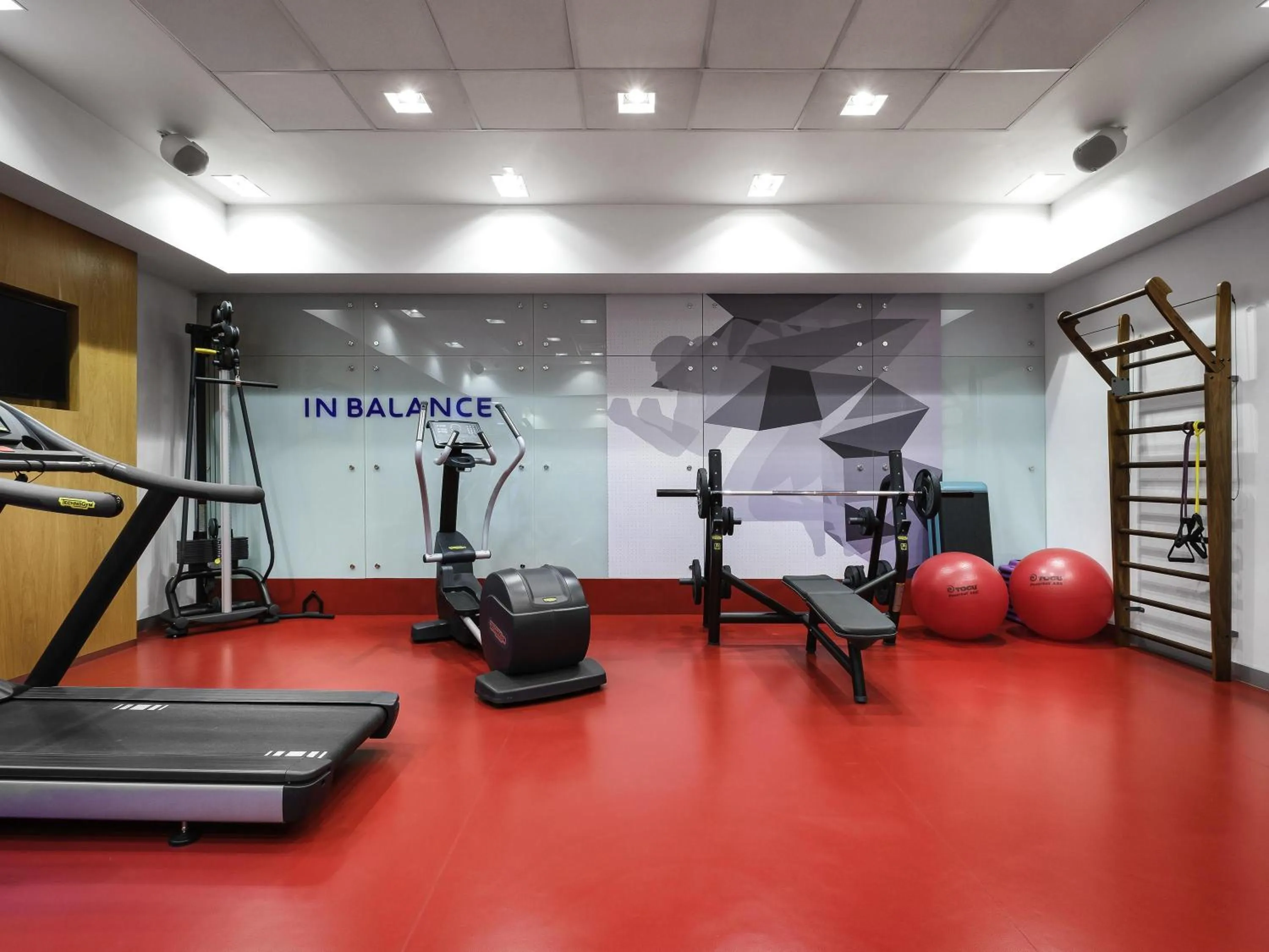 Fitness centre/facilities in Novotel Almaty City Center