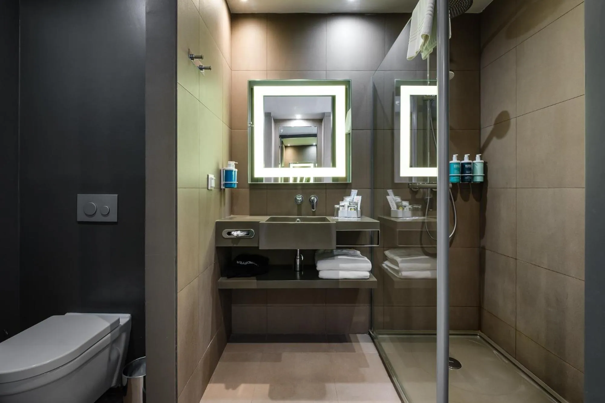 Toilet in Novotel Almaty City Center