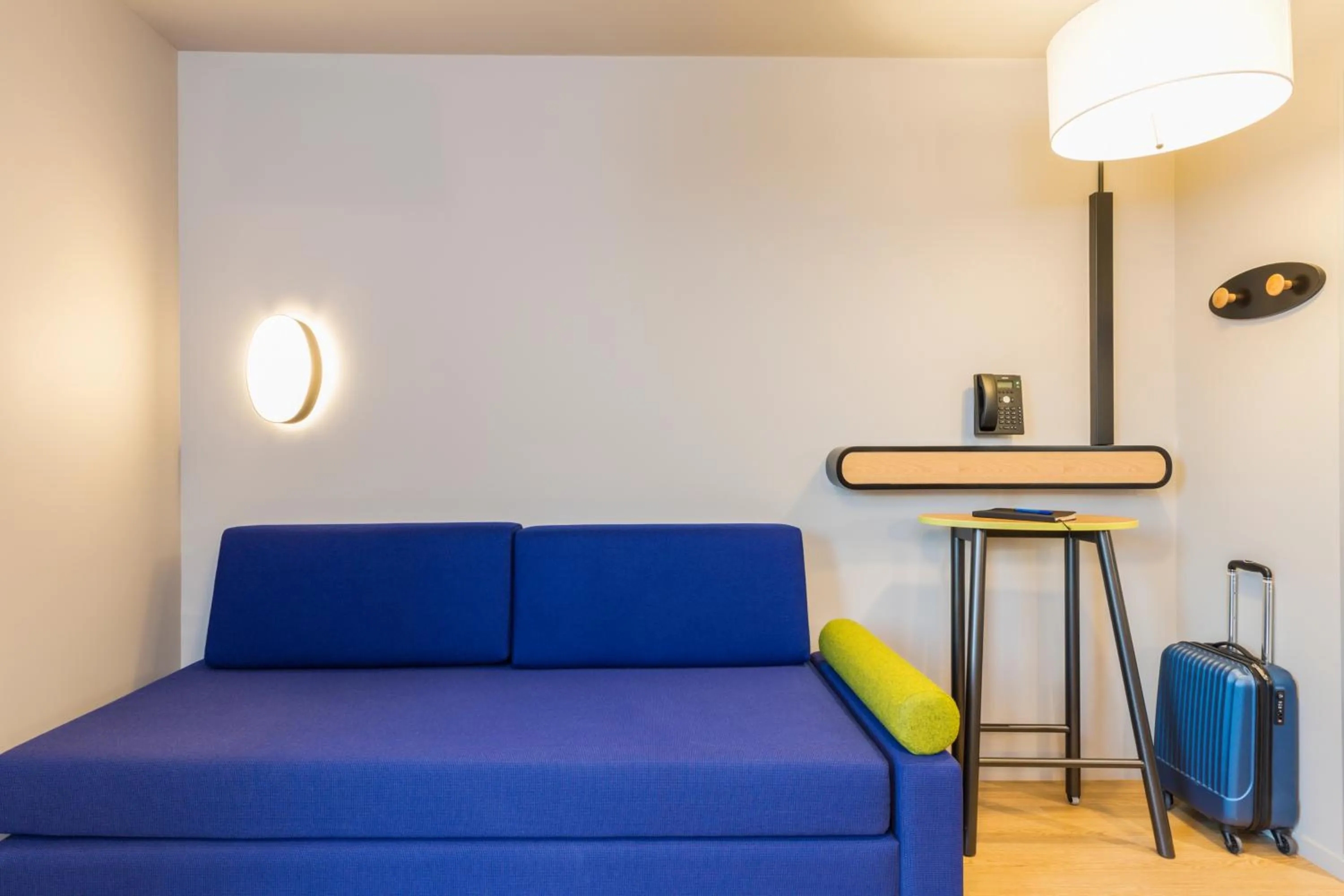 Bed in Aparthotel Adagio access Palaiseau Saclay