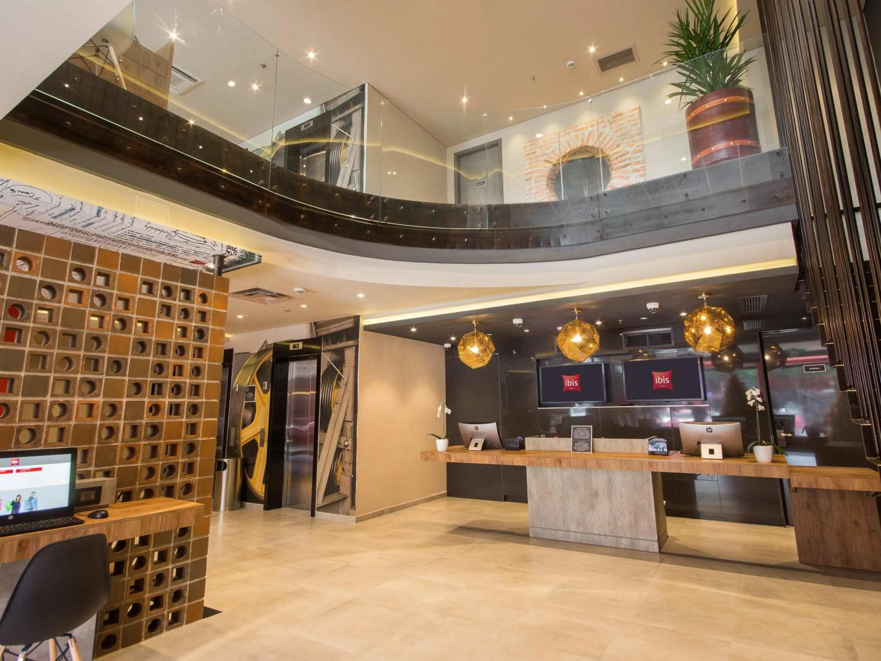 Property building in ibis Cucuta