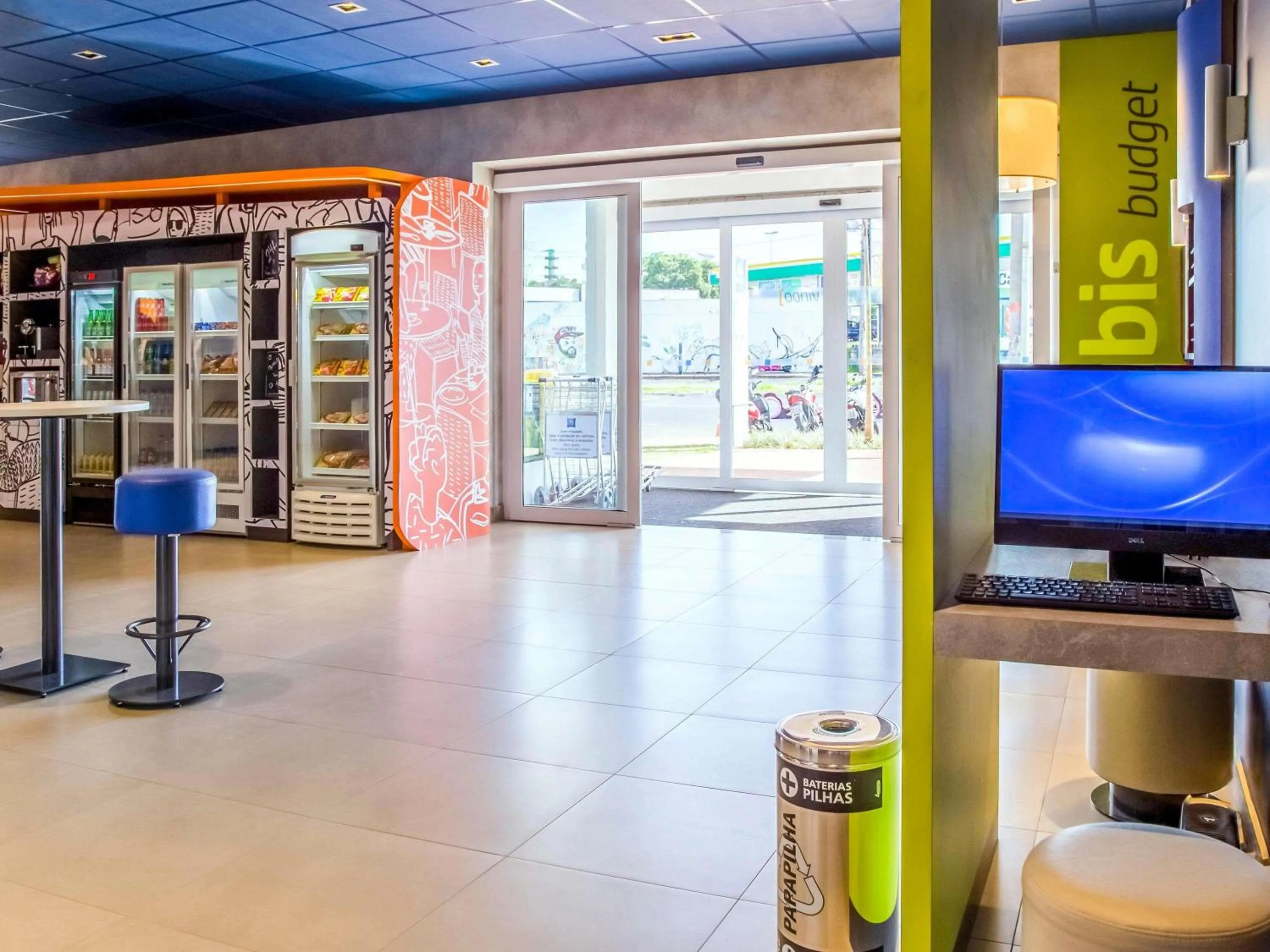 Lounge or bar in Ibis Budget Uberlândia