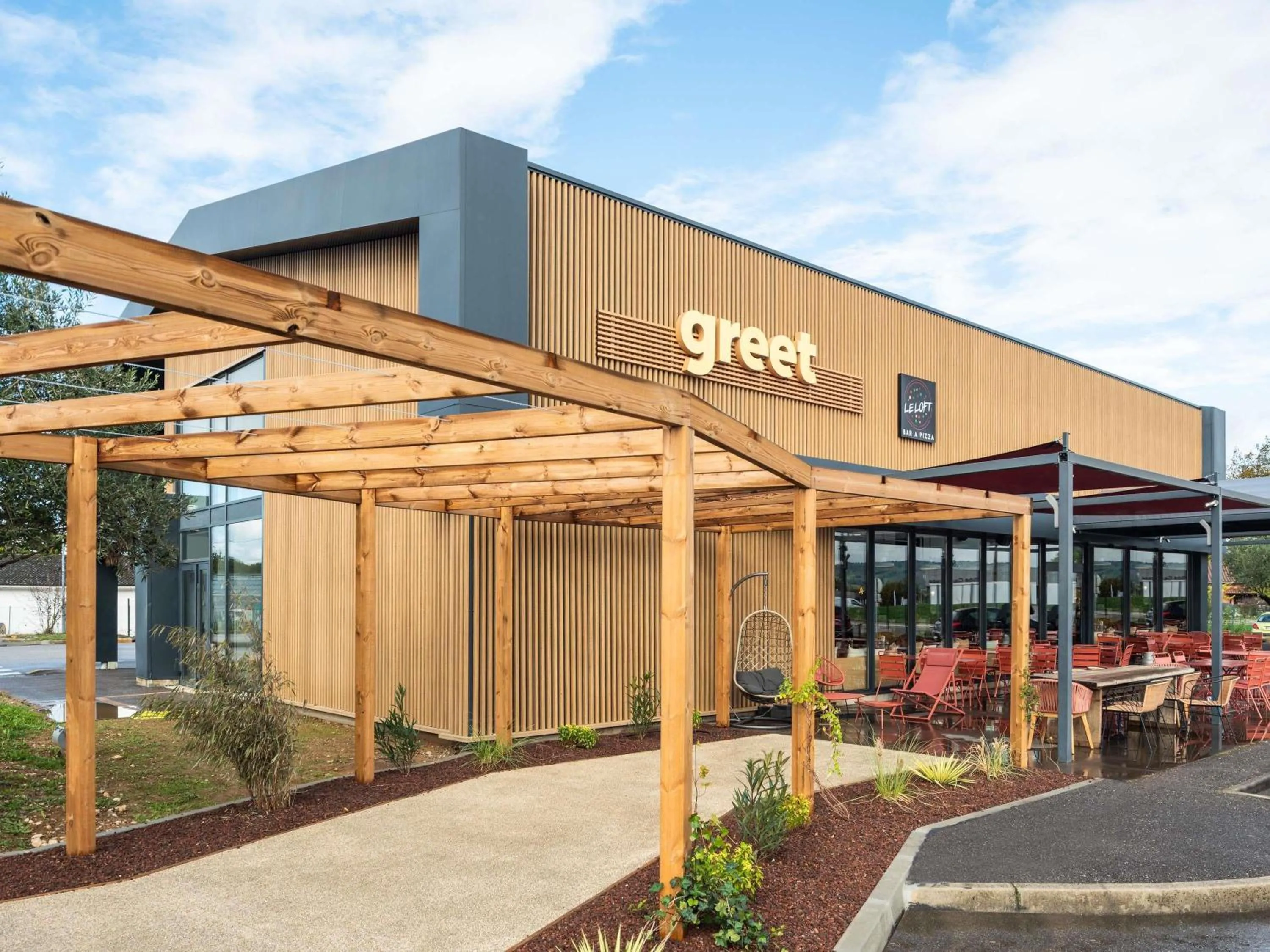 Restaurant/places to eat in Greet hotel Bourg-en-Bresse Sud Montagnat