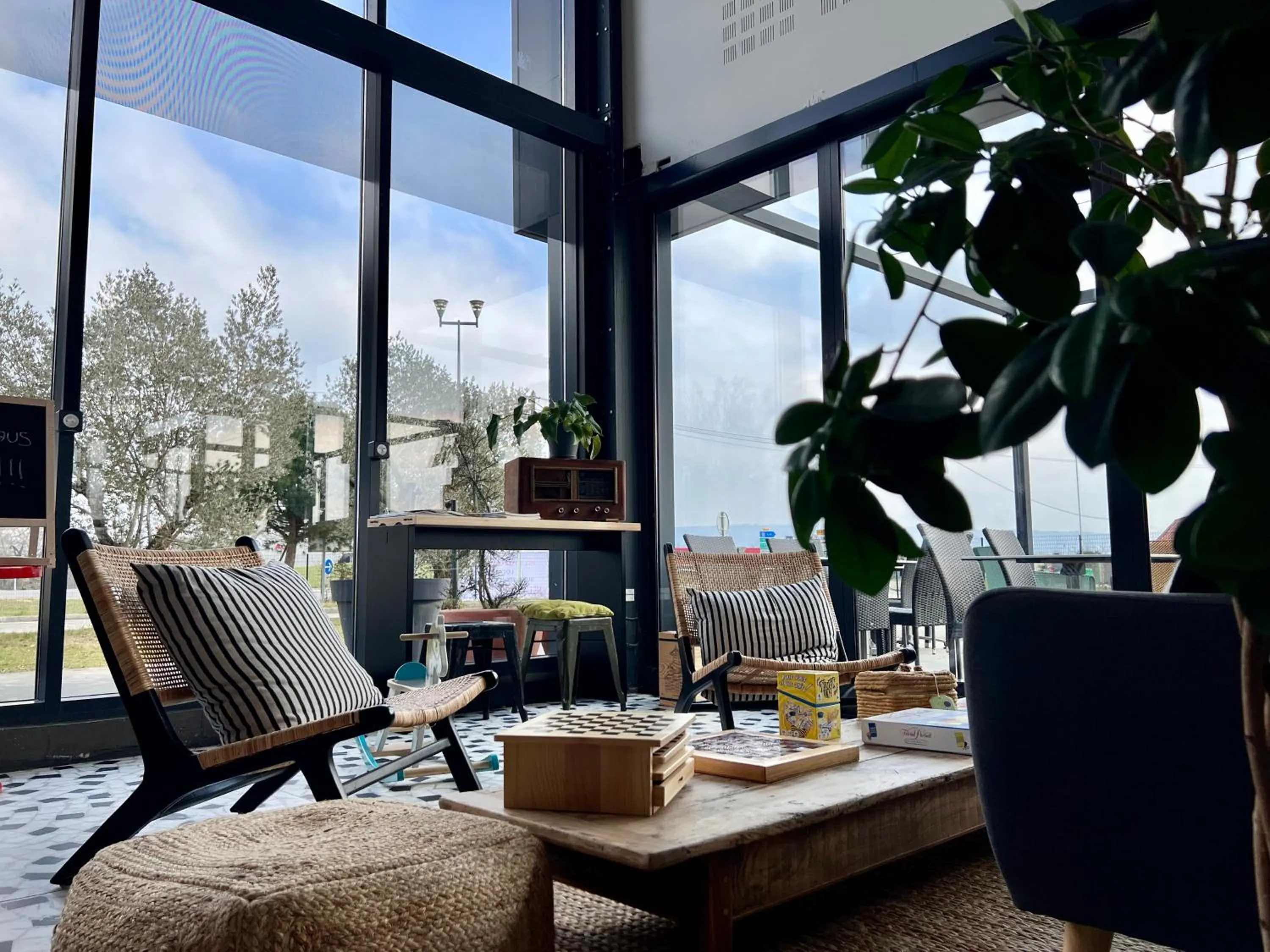 Restaurant/places to eat in Greet hotel Bourg-en-Bresse Sud Montagnat